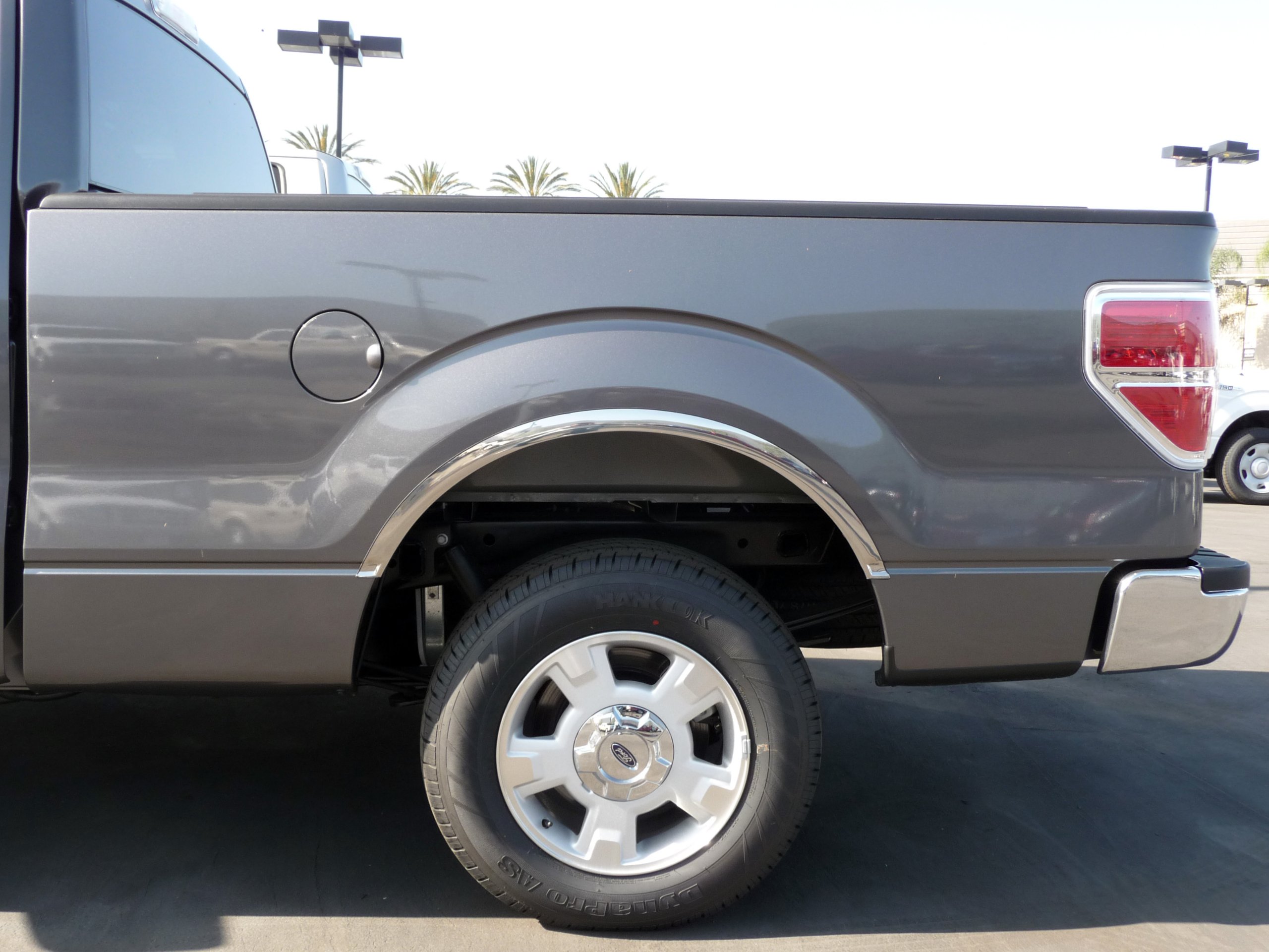 TFP 3124SVT Fender Lip Trim - Universal Car Body Edge Guard, DIY Auto Exterior Protection for Sedans, SUVs & Trucks | Perfect for Parking, Off-Road & Daily Driving Protection