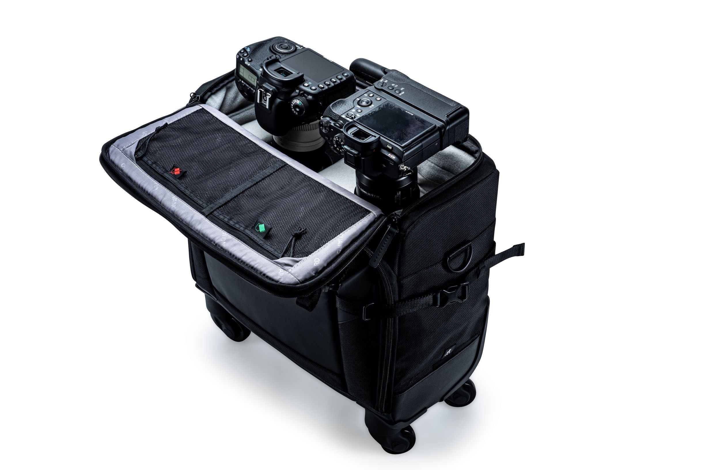 VEO SELECT 42T Black Trolley Bag - Lightweight Travel Luggage for Airplane Carry-On, Business Trips & Weekend Getaways
