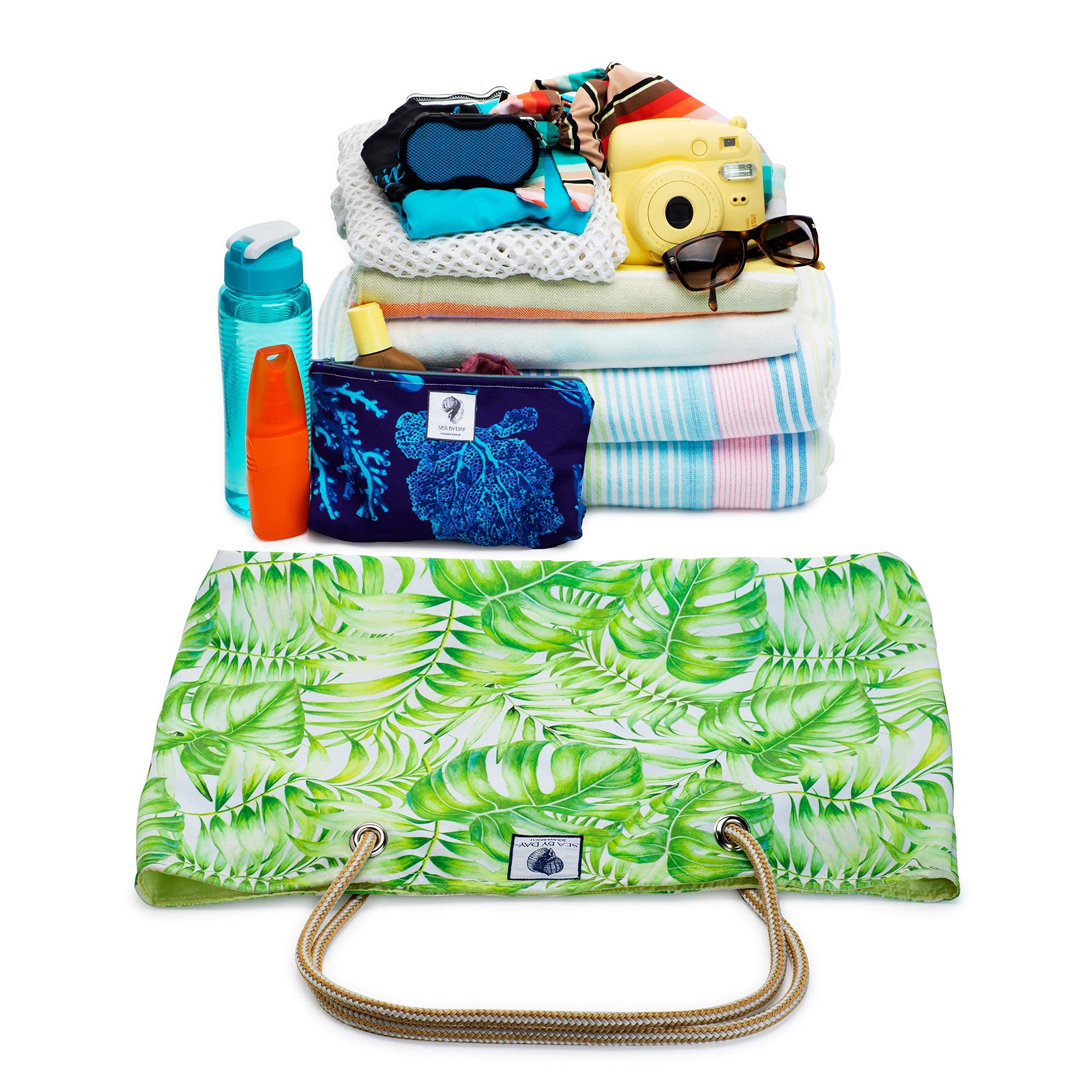 Waterproof Tote Bags for Women - Large Beach Bags & Travel Weekender Tote with Zipper - Perfect for Vacation, Gym, Shopping & Daily Use (Palm Print Design)