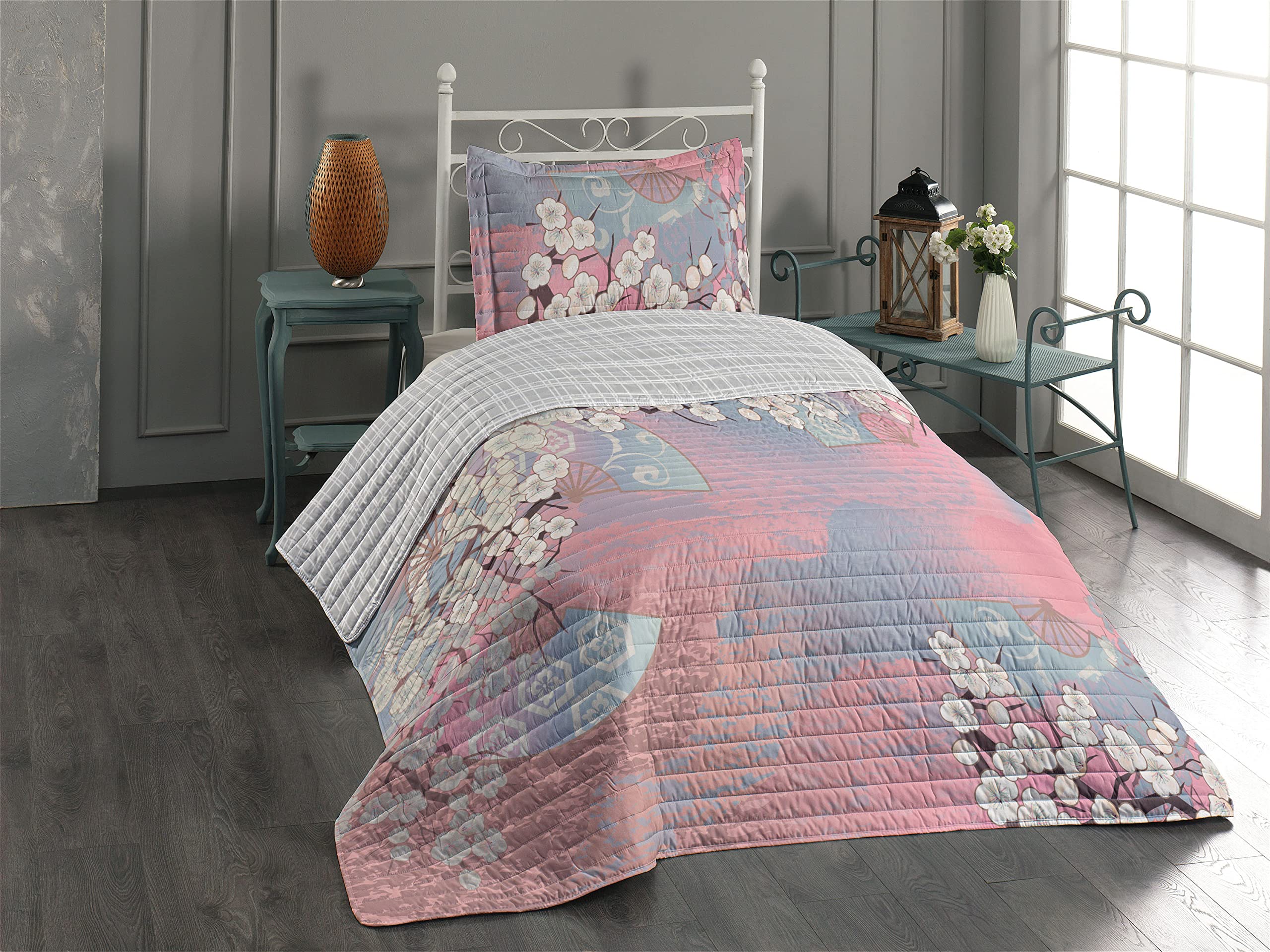Ambesonne Reversible Bedspread Set - Japanese Cherry Blossom Sakura Tree Design, Twin Size Pale Pink Microfiber Bedding with Pillow Shams | Spring Floral Decor for Bedroom, Dorm, Guest Room & Cozy Home Aesthetic