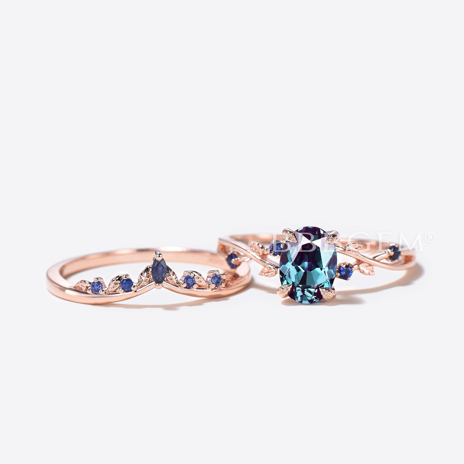 Twisted Vine Oval Color Changing Alexandrite Ring with Leaf Design & Blue Sapphire Accents – Perfect for Weddings, Anniversaries, and Special Occasions