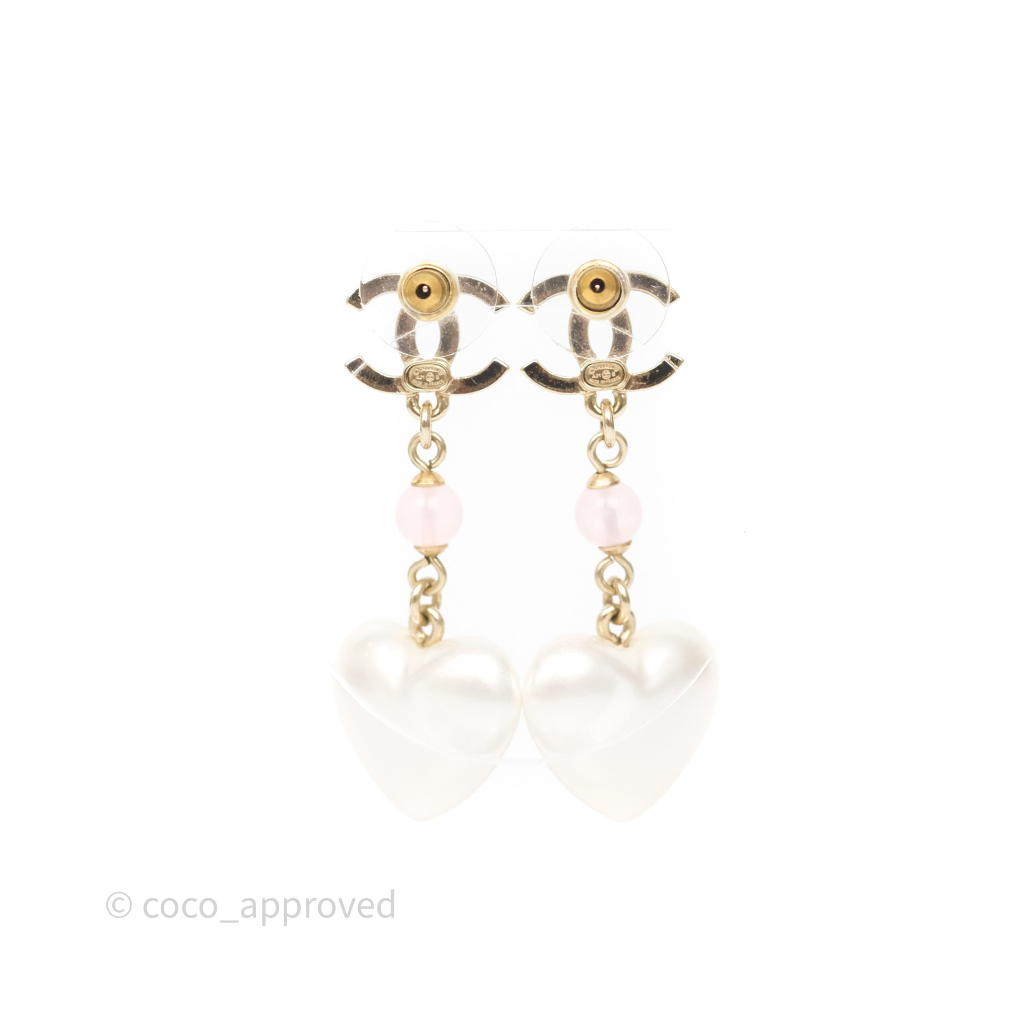 Chanel CC Pink Bead Heart Pearl Crystal Drop Earrings in Gold Tone - Elegant Luxury Jewelry for Women, Perfect for Parties, Weddings & Special Occasions