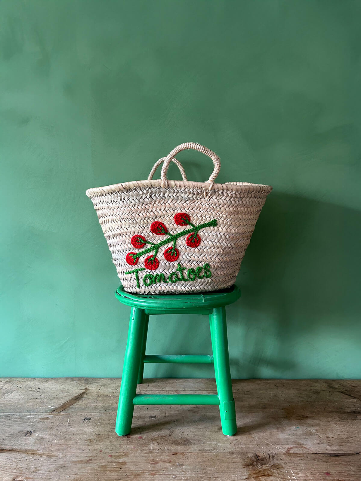 Handmade Embroidered Cotton Market Tote Bag with Tomato Design - Perfect for Grocery Shopping, Farmers Market & Beach Outings