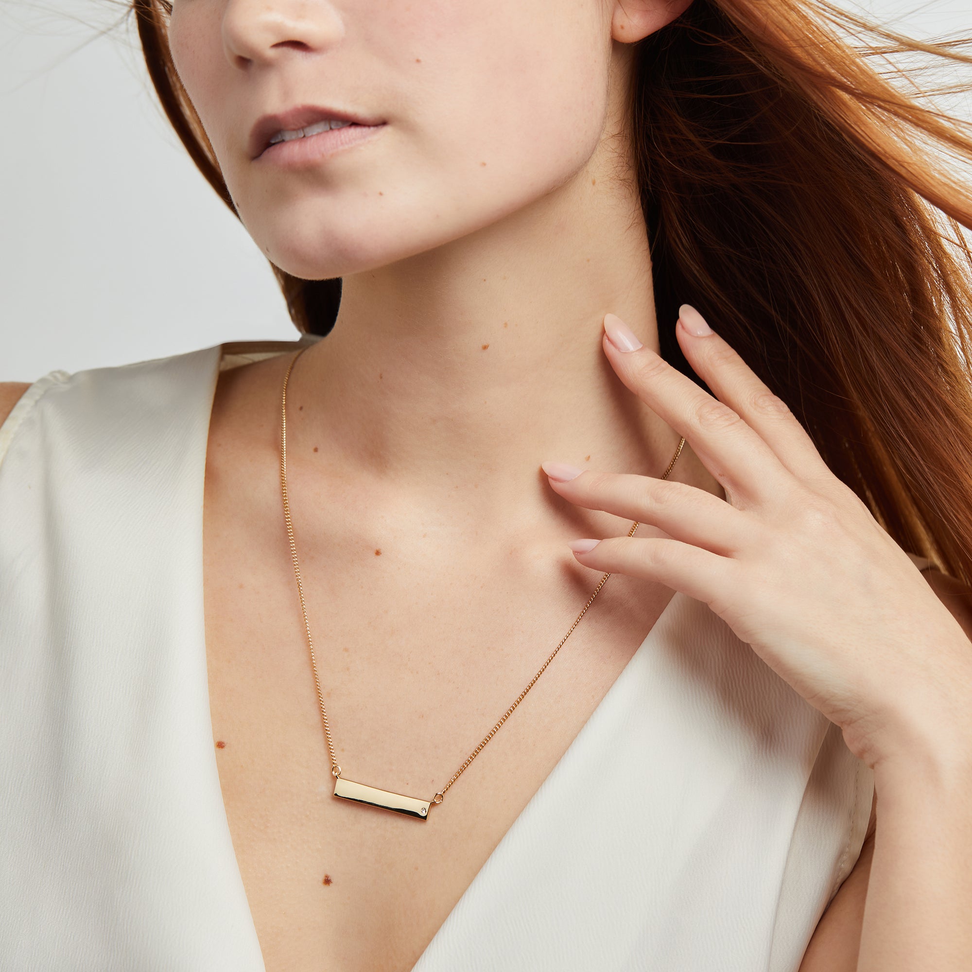Elegant Bar Necklace with Sparkling Crystal Accent - Perfect for Date Nights, Weddings & Special Occasions