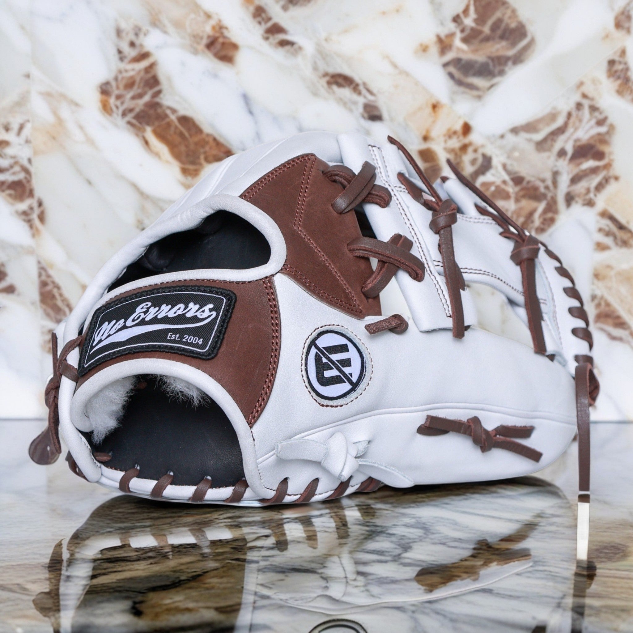 NO E I WEB CROSS D.W.C. Fielders Glove 003 - Premium Baseball Glove for Outfielders | Perfect for Practice & Games | Durable & Comfortable for Training & Competitive Play