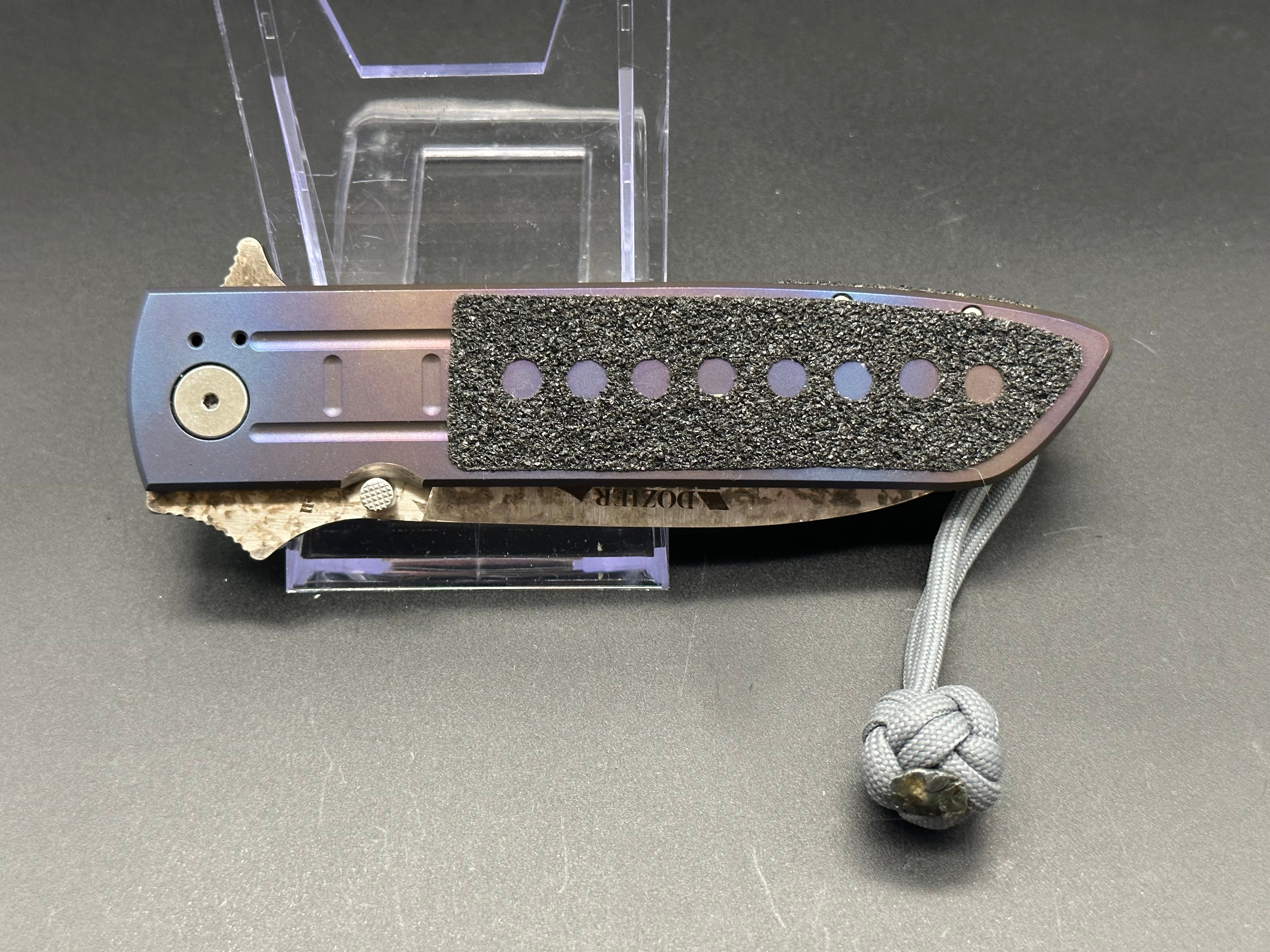 Russell & Dozier Combat Folding Knife - D2 Steel Blade, 4.75