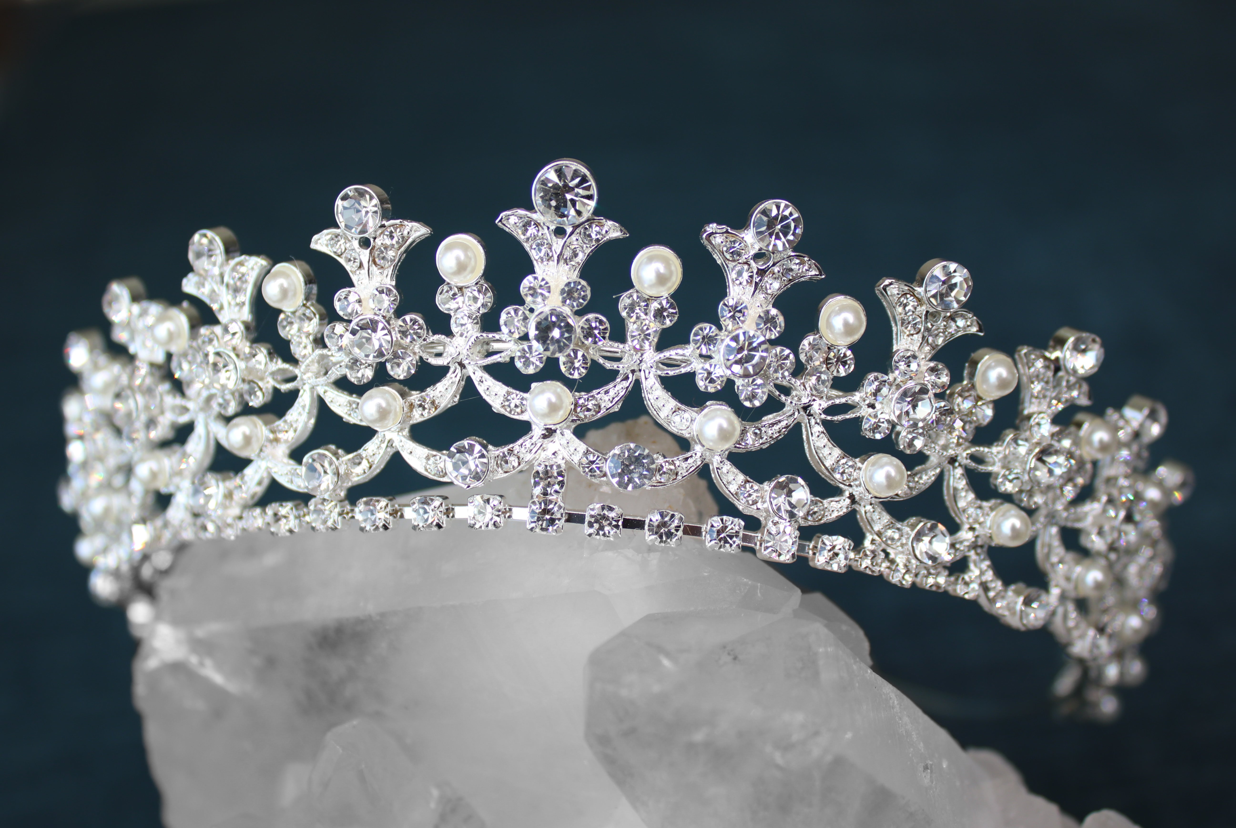 CORDELIA Crystal and Pearl Bridal Tiara - Elegant Wedding Headpiece for Brides, Bridesmaids, and Flower Girls | Perfect for Weddings, Prom, and Special Occasions