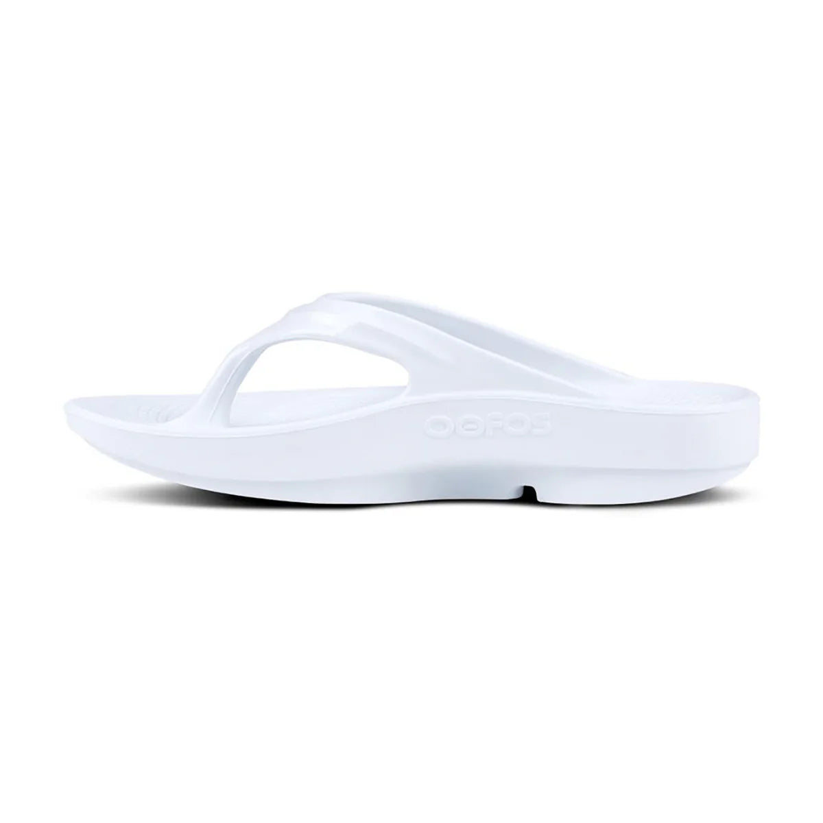 Oolala Women's Comfortable White Sandals - Breathable & Lightweight for Beach, Walking, and Summer Outfits