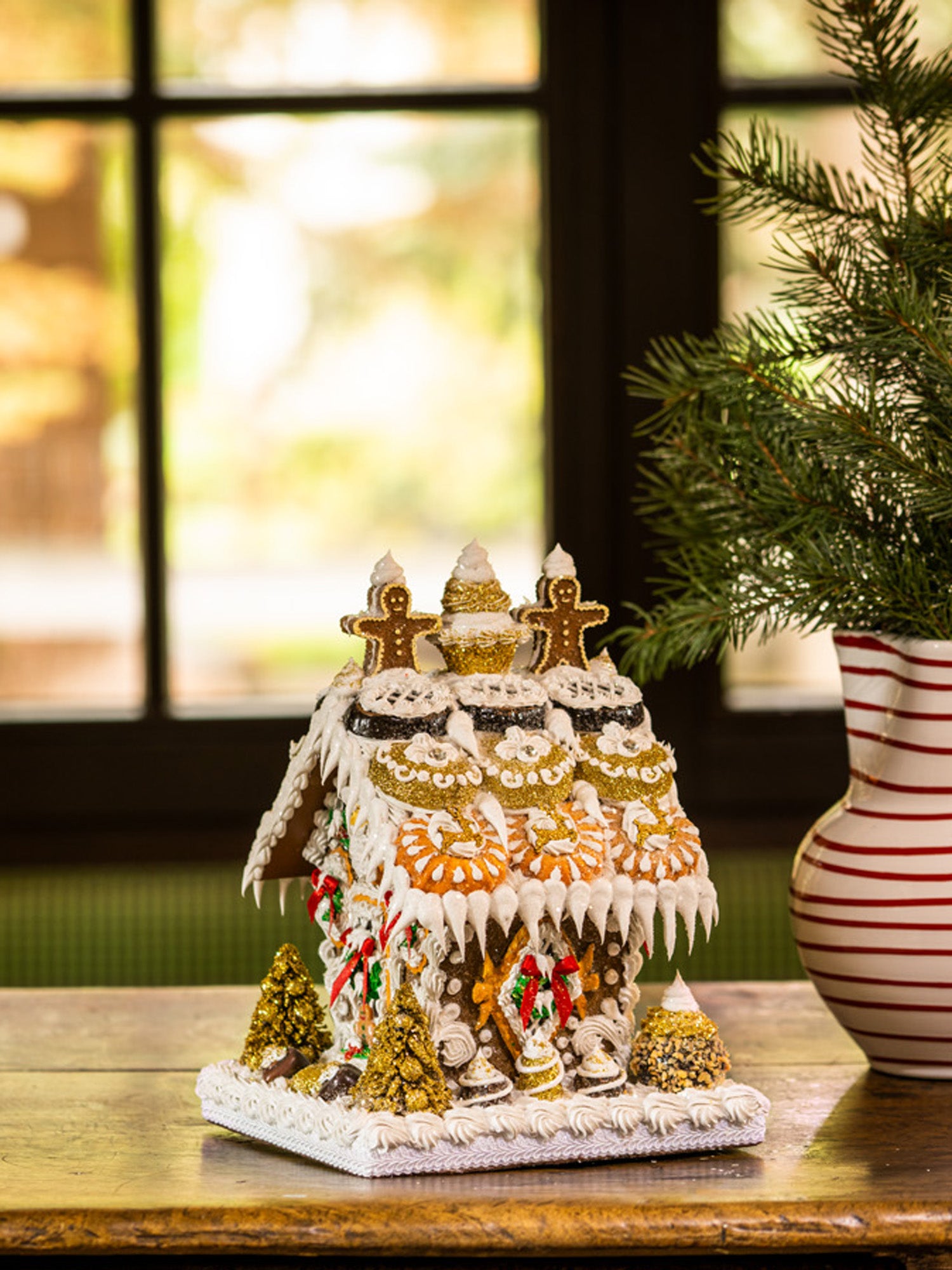 Premium Gingerbread House Kit - DIY Christmas Cookie Decorating Set for Holiday Baking & Festive Family Fun | Perfect for Christmas Parties, Gift Giving & Holiday Decor