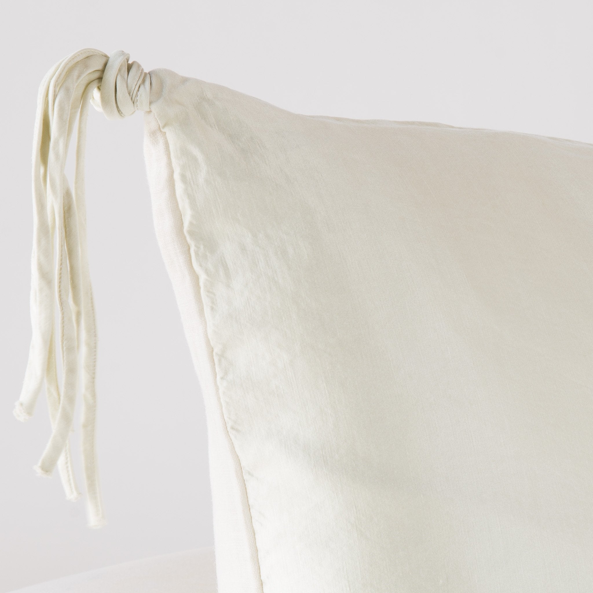 Taline Sham - Premium Quality Bedding Sham for Ultimate Comfort - Perfect for Master Bedrooms, Guest Rooms & Home Decor