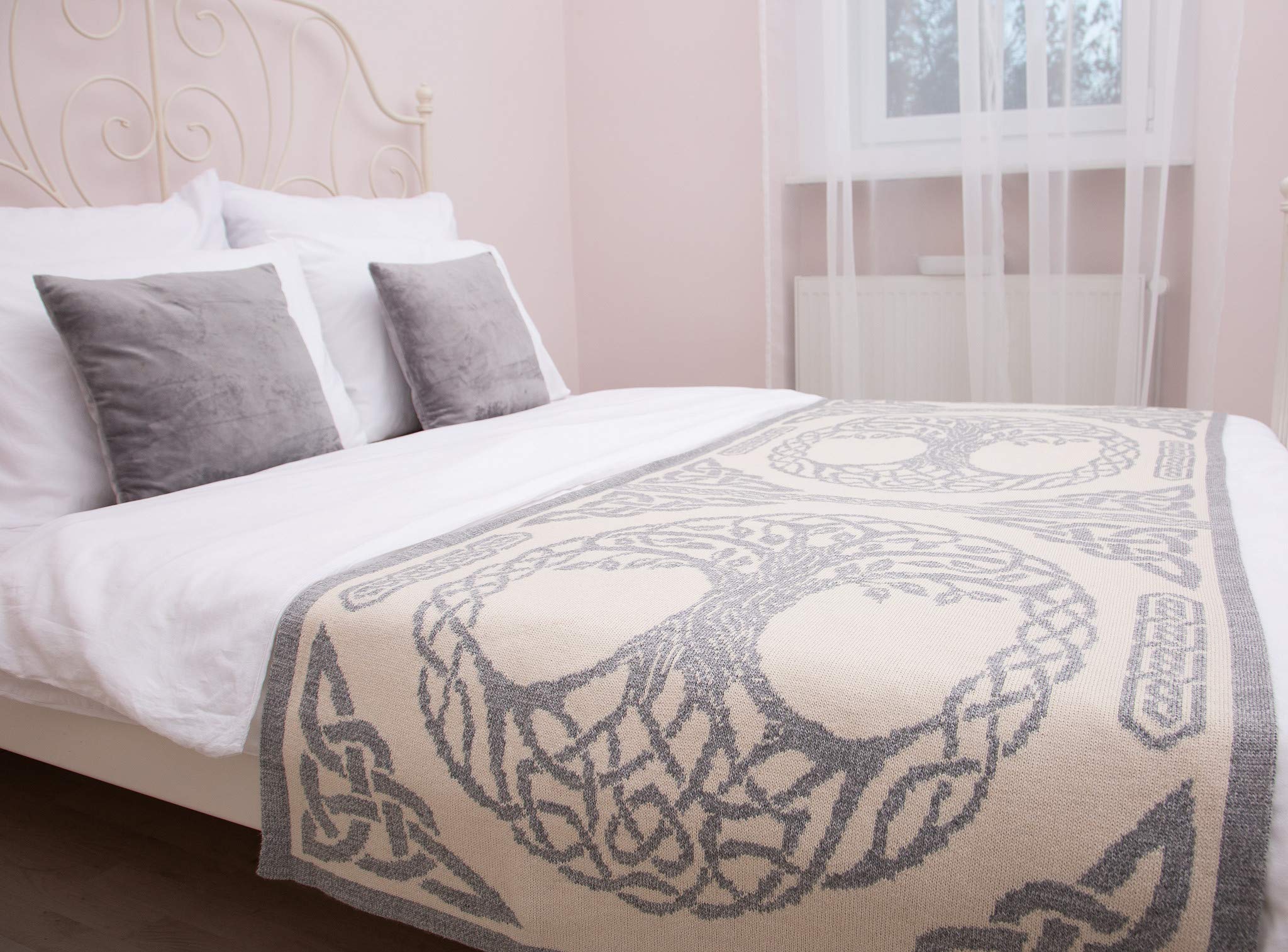 SAOL Irish Tree of Life Bed Scarf Runner - Soft Wool Blend Bedspread for King Size Beds (Grey) - Elegant Bedroom Decor for Master & Guest Rooms