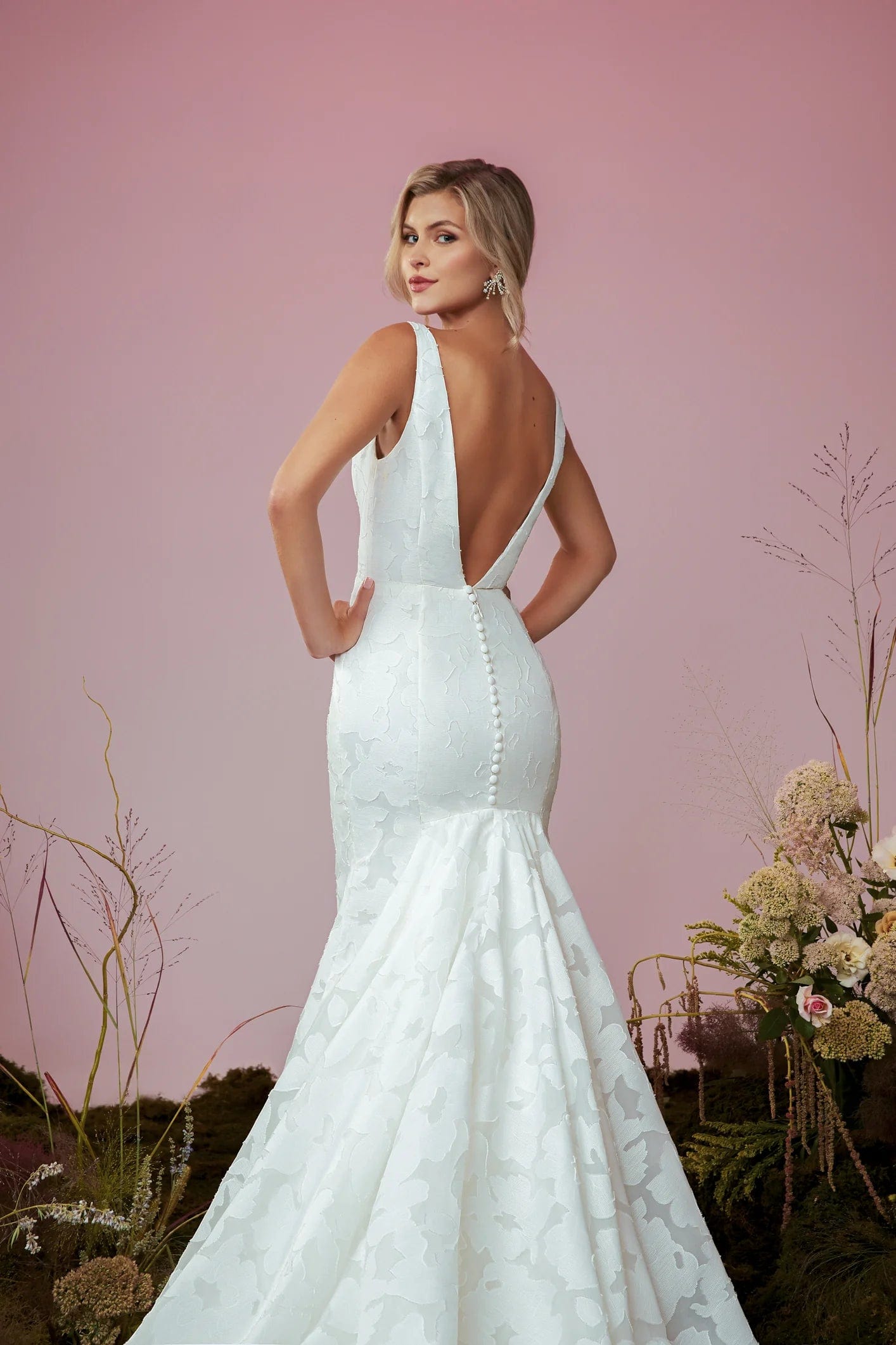 Blue Willow by Anne Barge Day Flower Wedding Dress Size 12 - Perfect for Bridal Ceremonies, Formal Events & Special Occasions
