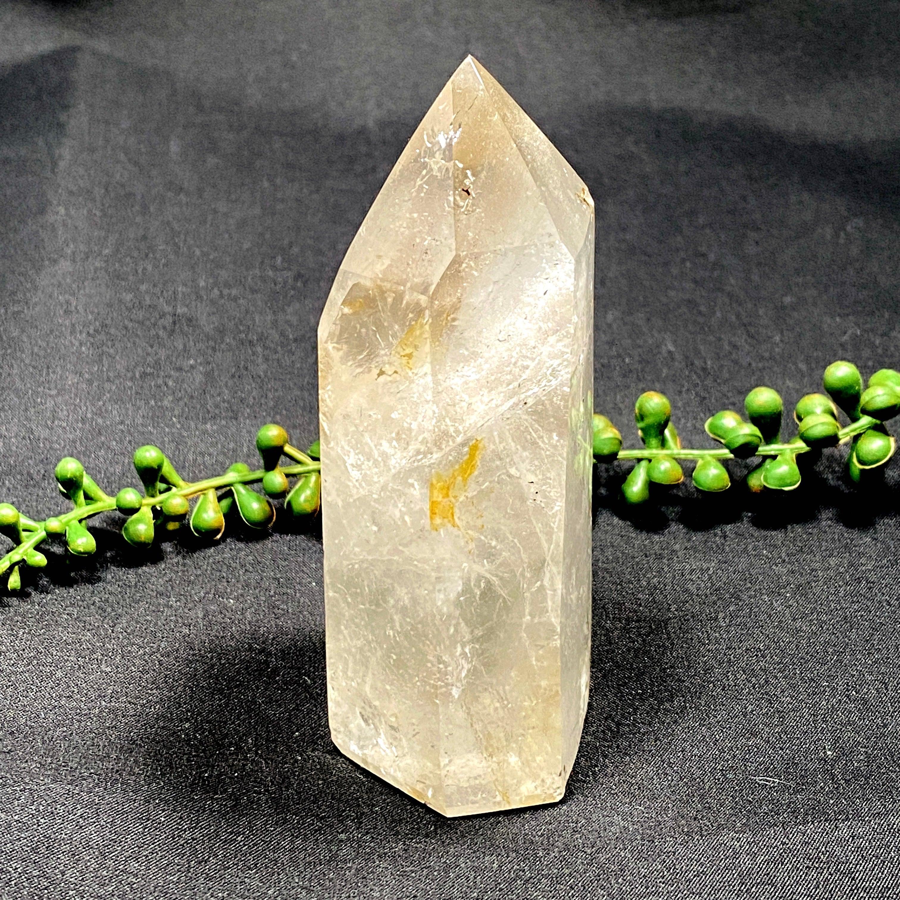 Natural Clear Quartz Point Crystal - Healing Stone for Meditation, Energy Cleansing & Chakra Balancing - Perfect for Home Decor, Yoga & Spiritual Practices