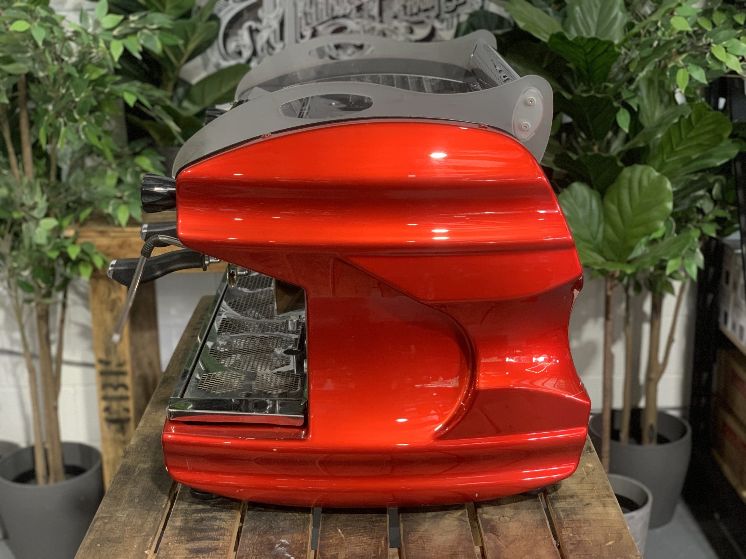 BFC Lira 2 Group Commercial Espresso Machine - Professional Red Coffee Maker for Cafes & Restaurants | Perfect for High-Volume Brewing & Latte Art
