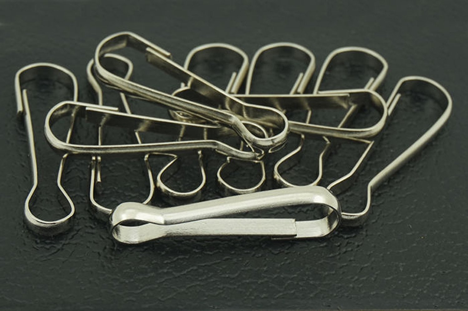 10 Pack Metal Flag Pole Clips - Heavy Duty Snap Hooks for Dog Leashes, Hammocks, Bird Cages, Jewelry, Toys & Fishing Gear - Perfect for Camping, Hiking, Backpacking & Outdoor Activities
