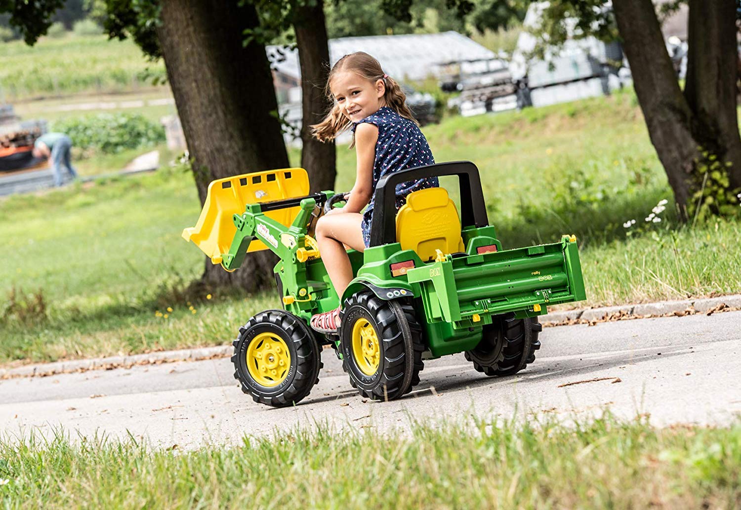 John Deere 7930 Pedal Tractor Toy for Kids Ages 3-8 with Front Loader, Transport Platform & Brake - Green Ride-On Tractor, 110 x 52 x 54 cm - Outdoor Farm Pretend Play & Backyard Fun