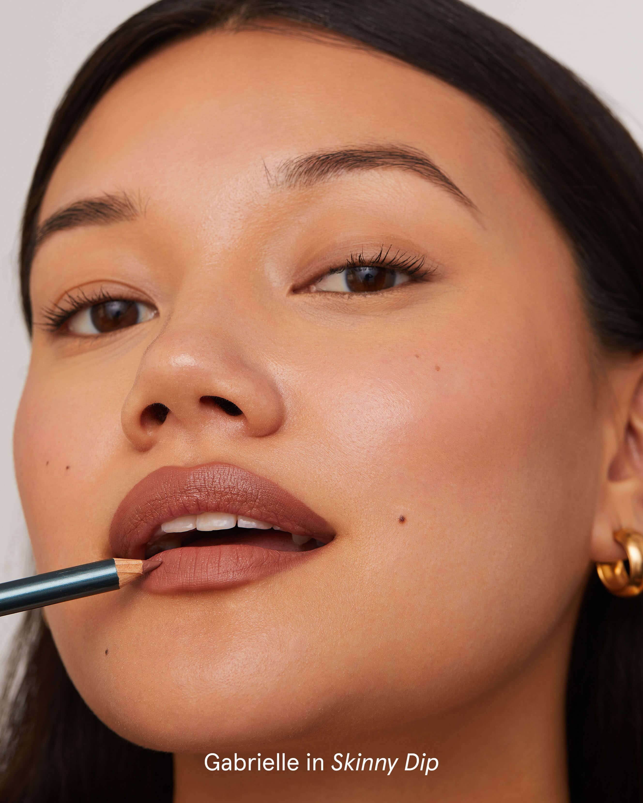 Soft Glide Lip Liner - Long Lasting Waterproof Lip Pencil for Precise Definition & Natural Look | Perfect for Everyday Makeup, Special Occasions & Photo Shoots