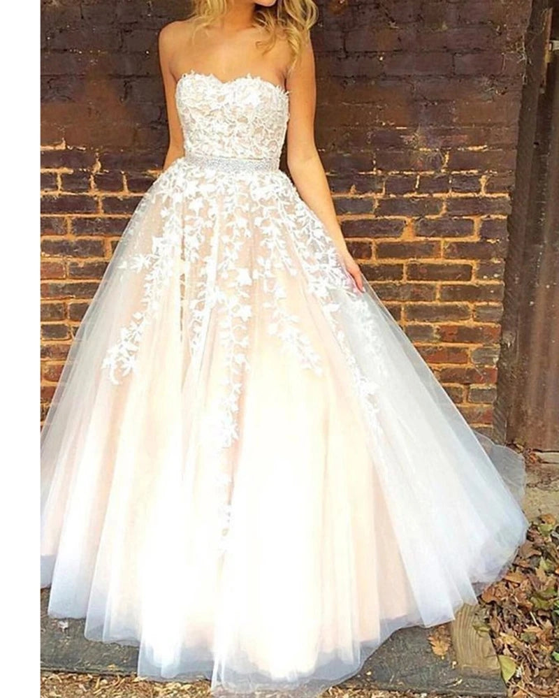 Elegant A-Line Strapless Beaded Lace Prom Dress with Back Zipper - Perfect for Homecoming, Formal Dances & Special Occasions