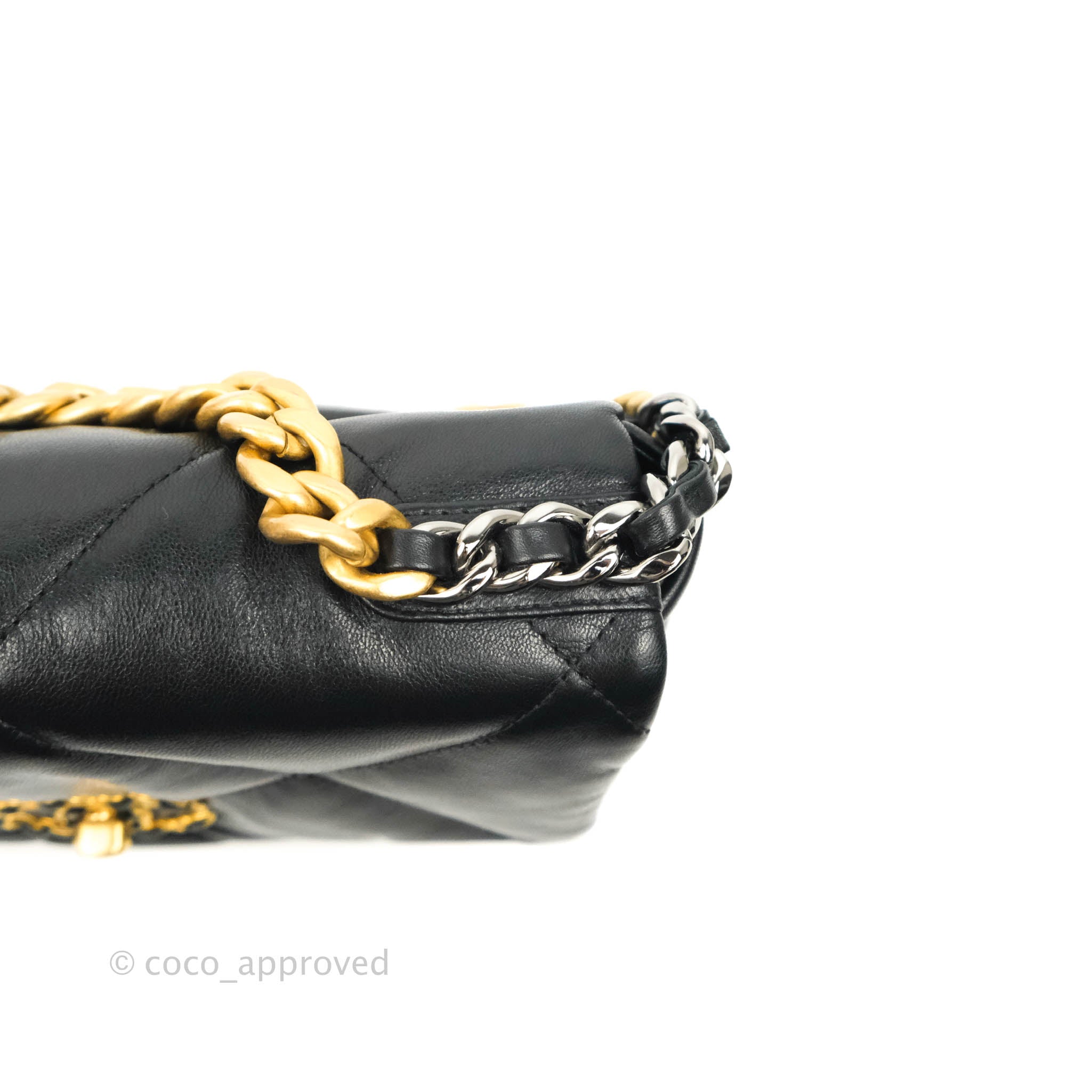 Chanel 19 Small Handbag in Black Goatskin Leather with Mixed Hardware - Luxury Crossbody Bag for Women, Perfect for Date Night & Evening Events