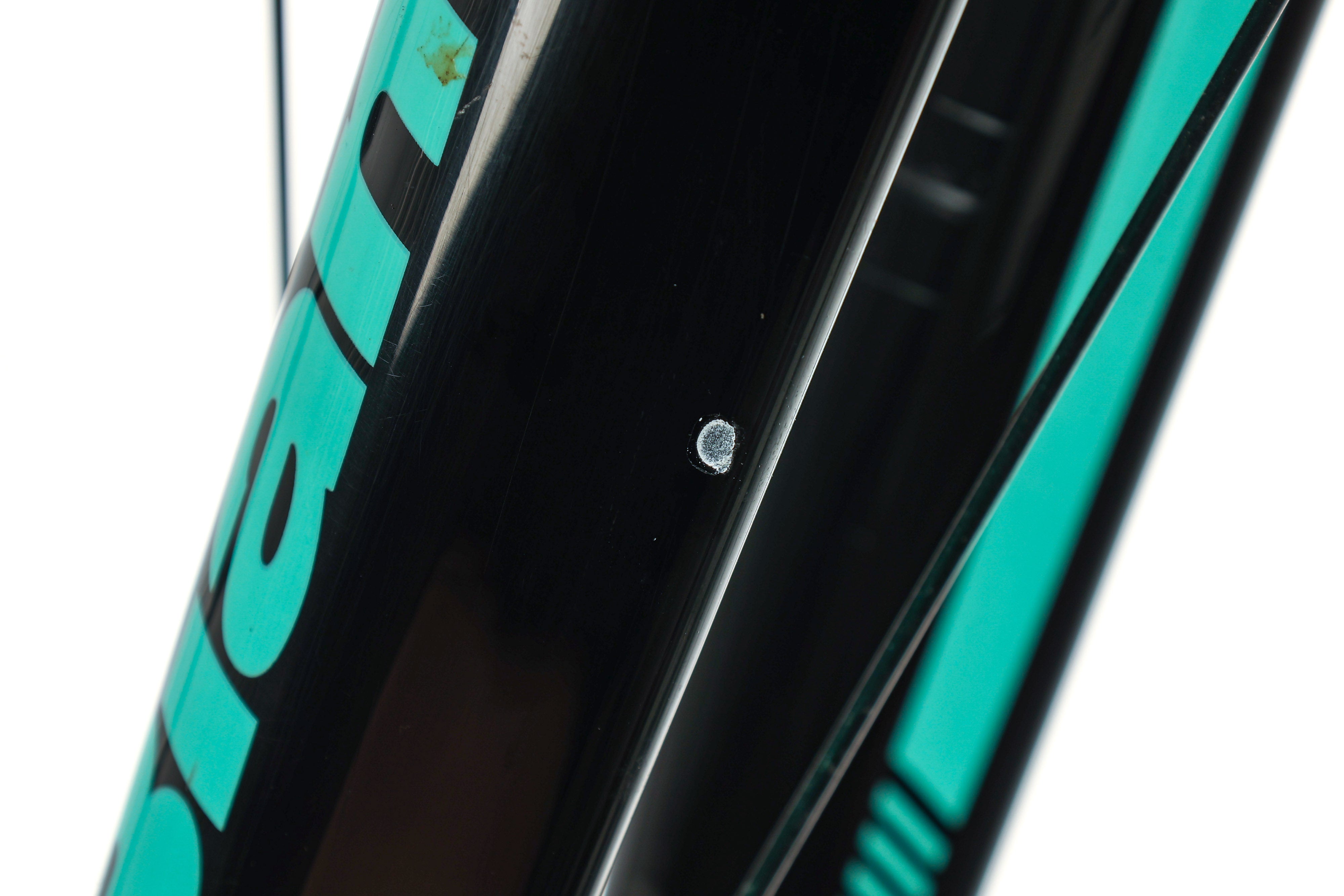 Bianchi Oltre XR3 Dura Ace Carbon Road Bike 2019 - 53cm Size for Men | High-Performance Racing Bicycle for Competitive Cycling & Endurance Training