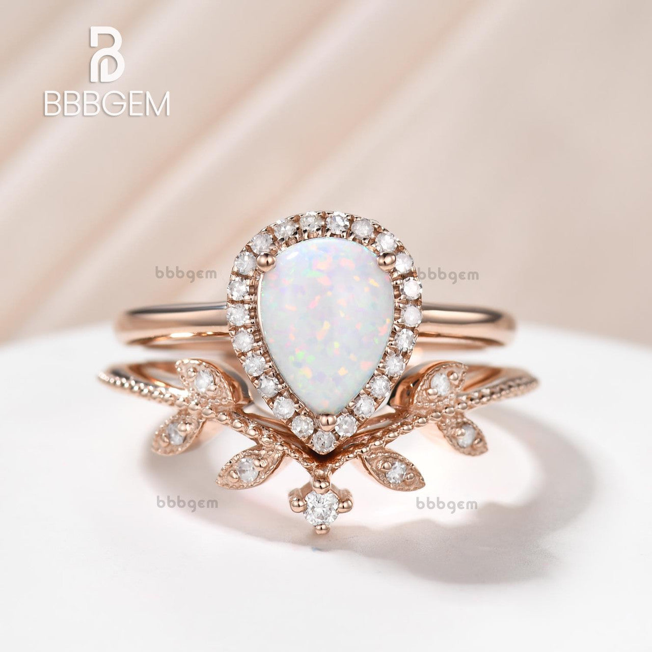 Vintage 14K/18K Gold Pear Opal Rose Gold Wedding Ring Set with Halo Leaf Band - Elegant Bridal Jewelry for Engagement, Anniversary & Special Occasions