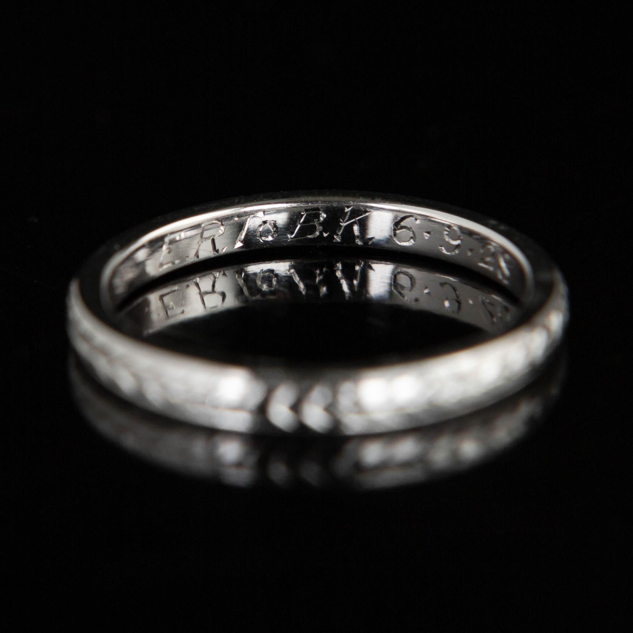Antique 14k White Gold Hand Engraved Wedding Band c.1928 - Vintage Engagement Ring for Women, Perfect for Weddings & Anniversary Gifts