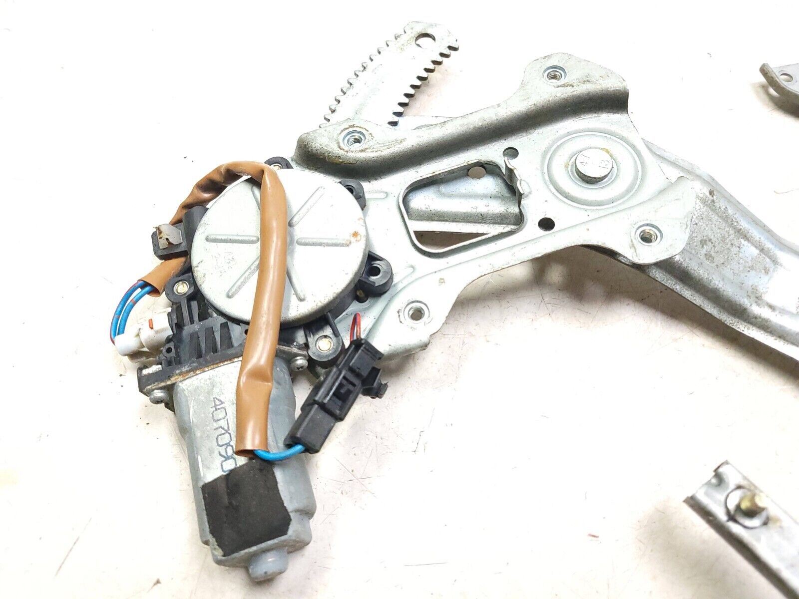 04 05 06 Saab 9-2X Rear Window Regulator Motor Driver Side OEM Replacement - Compatible with Subaru WRX - Perfect for Window Repair & Auto Maintenance