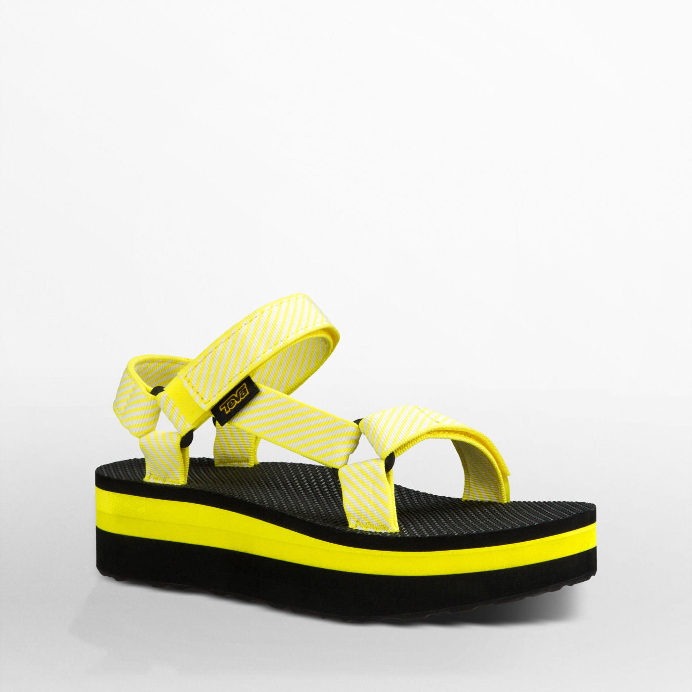 Teva Women's Flatform Universal Sandals - Comfortable & Stylish Hiking Sandals for Outdoor Adventures, Travel & Summer Wear
