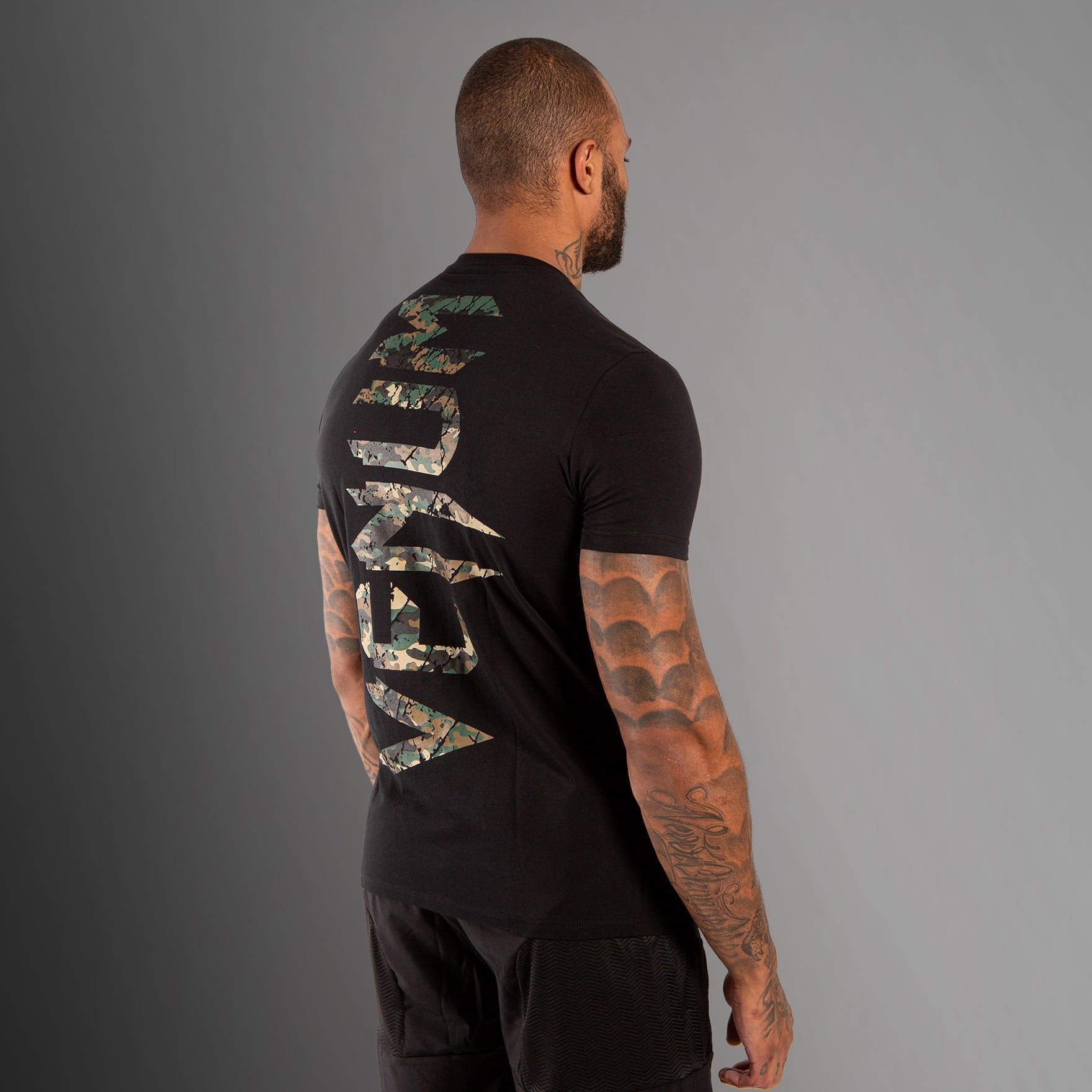 Venum Original Giant T-Shirt for Men - Black/Forest Camo Print - MMA, Boxing & Streetwear Style - Comfortable Cotton Tee for Training, Gym & Casual Wear