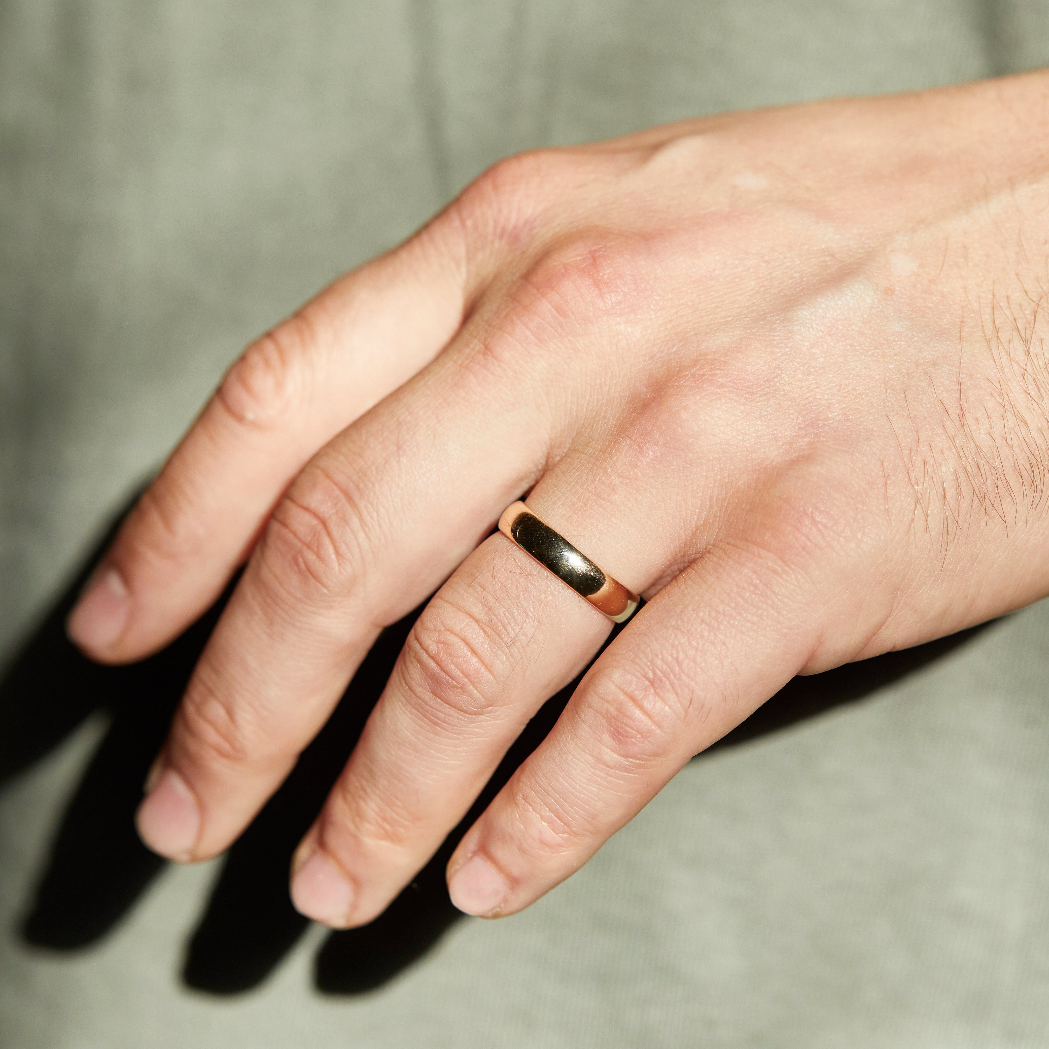 Men's Wide Wedding Band Ring - UK Size T - Comfort Fit, Durable Tungsten or Stainless Steel - Perfect for Engagement, Anniversary & Everyday Wear