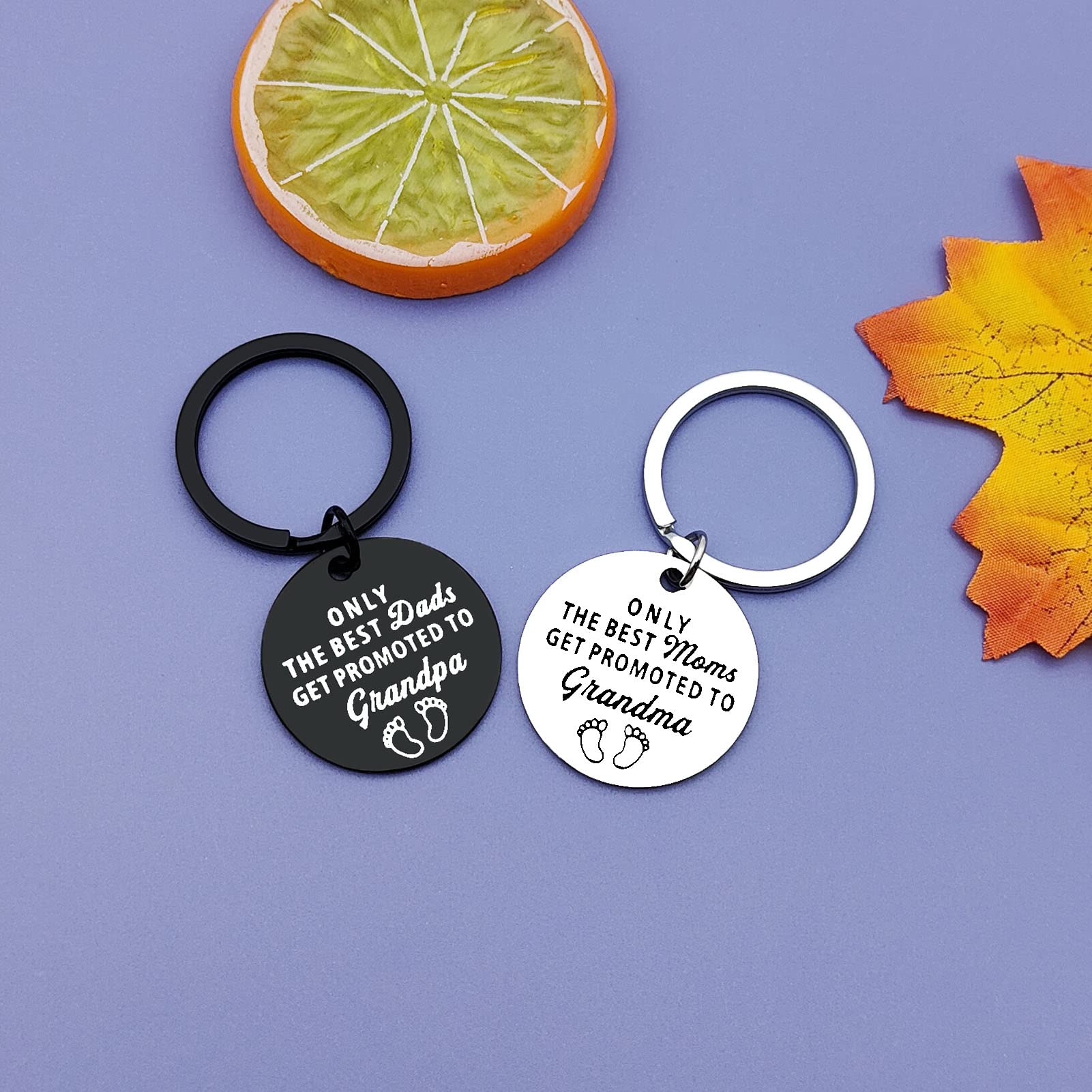 Personalized Grandparent Announcement Keychain - New Grandma & Grandpa Jewelry Gift for Pregnancy Reveal, First-Time Parents, Mother's Day & Father's Day - Perfect for Baby Showers, Gender Reveals & Special Occasions