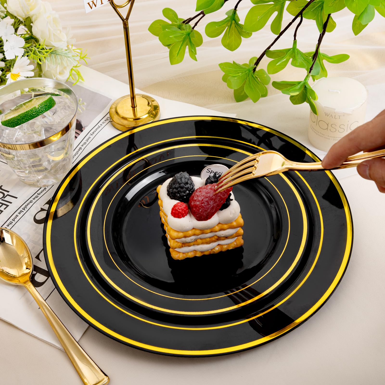 600-Piece Black and Gold Disposable Dinnerware Set - 100 Plastic Plates, 100 Dessert Plates, 100 Forks, 100 Knives, 100 Spoons & 100 Cups - Elegant Party Tableware for Weddings, Birthdays, Graduations and Special Events