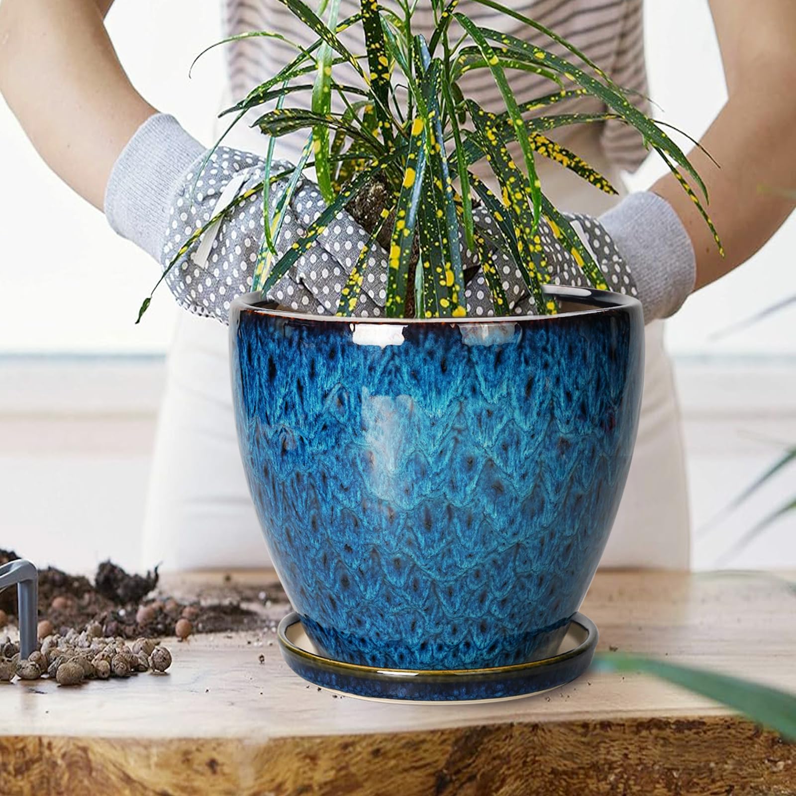 10 Inch Round Ceramic Planter Pot with Drainage Hole & Saucer - Large Indoor Outdoor Flower Pot for Plants, Succulents, Herbs - Perfect for Home Decor, Garden, Patio, Balcony