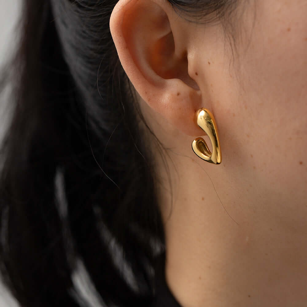 18K Gold Plated Heart U Hoop Earrings for Women - Elegant Valentine's Day Gift for Her | JDE082 | Perfect for Date Nights, Anniversaries and Romantic Occasions