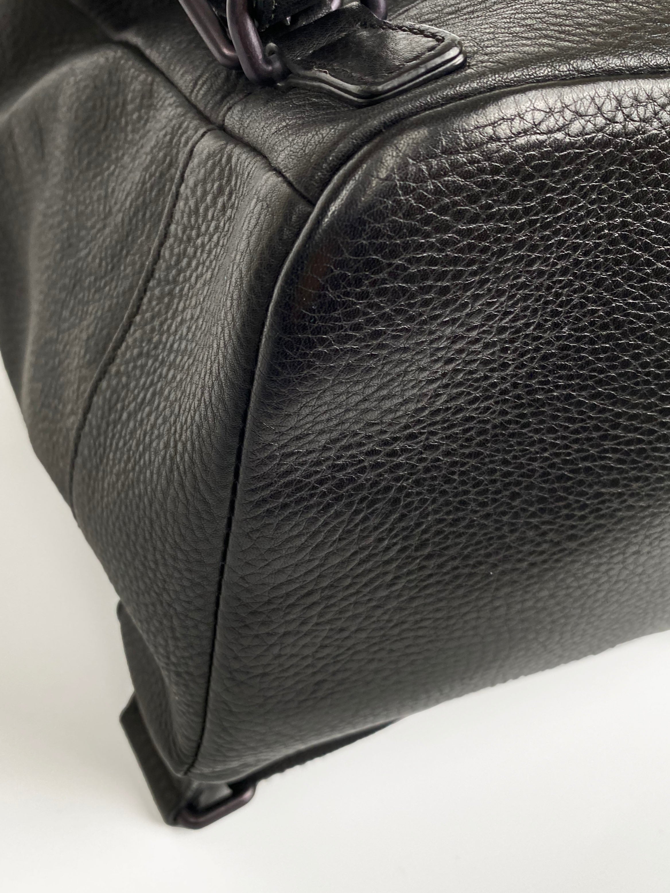 Burberry Men's Black Extra Large Rucksack Backpack - Stylish Durable Travel & Work Backpack for Business Professionals & Commuters