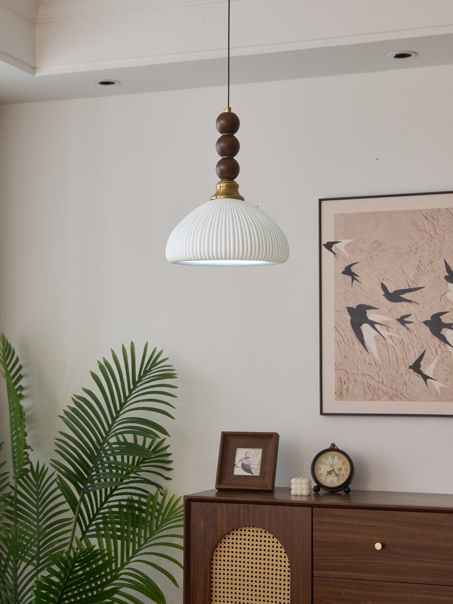Eloria Modern Pendant Light - Sleek Hanging Fixture for Kitchen Island, Dining Room & Bedroom Decor - Adjustable Height & Dimmable LED Lighting
