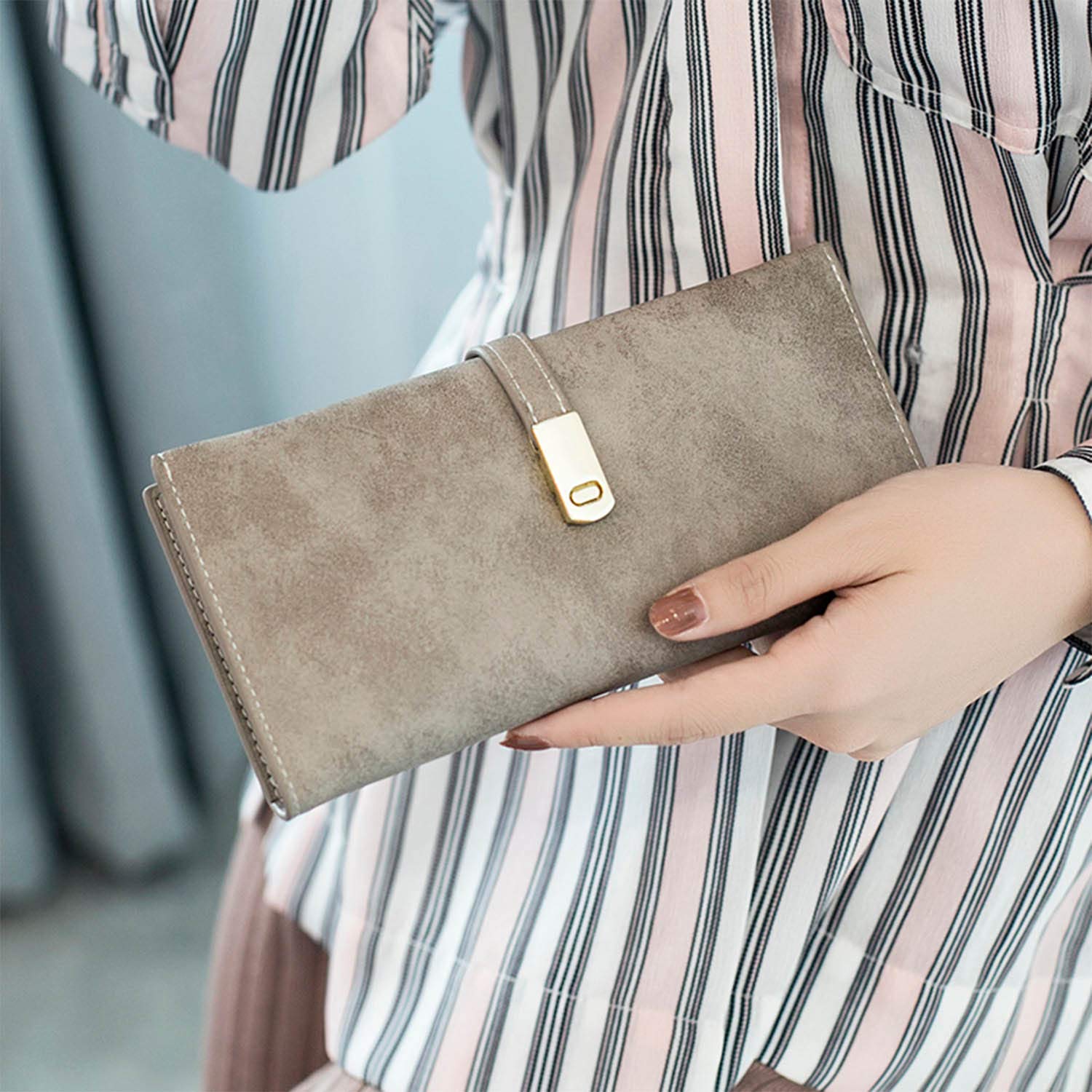 Slim RFID Leather Wallet for Women - Ultra Thin Bifold Billfold with Magnetic Closure, Large Card Holder & Coin Pocket (Grey) | Perfect for Everyday Use, Travel, and Minimalist Lifestyle