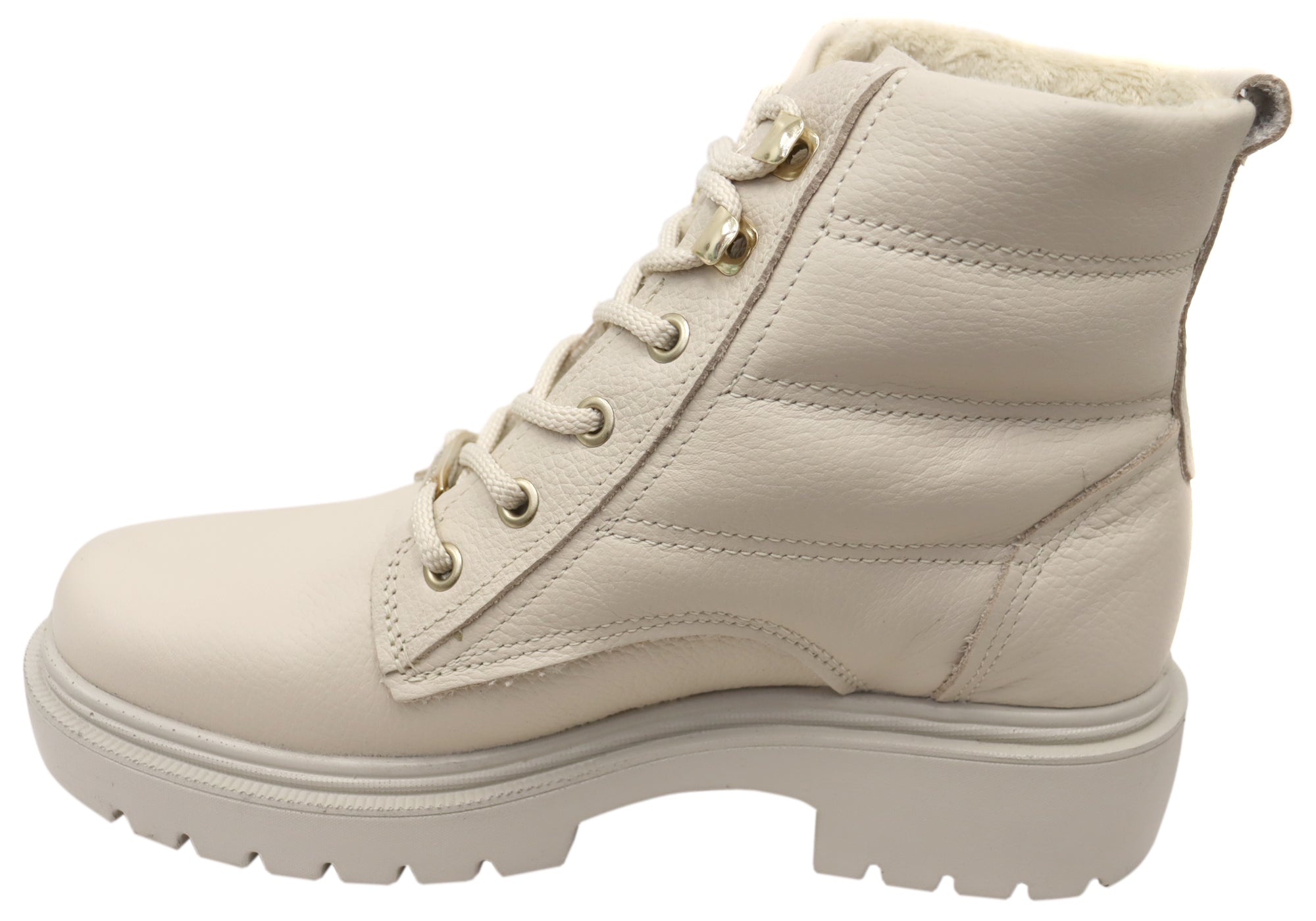 Pegada Continue Women's Brazilian Leather Platform Ankle Boots - Stylish & Comfortable Chunky Heel Booties for Fall/Winter Fashion | Perfect for Office, Date Night & Casual Outings