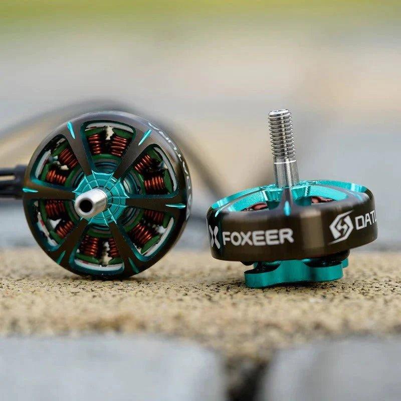 Foxeer Datura 2806.5 1750Kv Brushless Motor for FPV Racing Drones - High Performance RC Quadcopter Motor for Freestyle & Long Range Flying