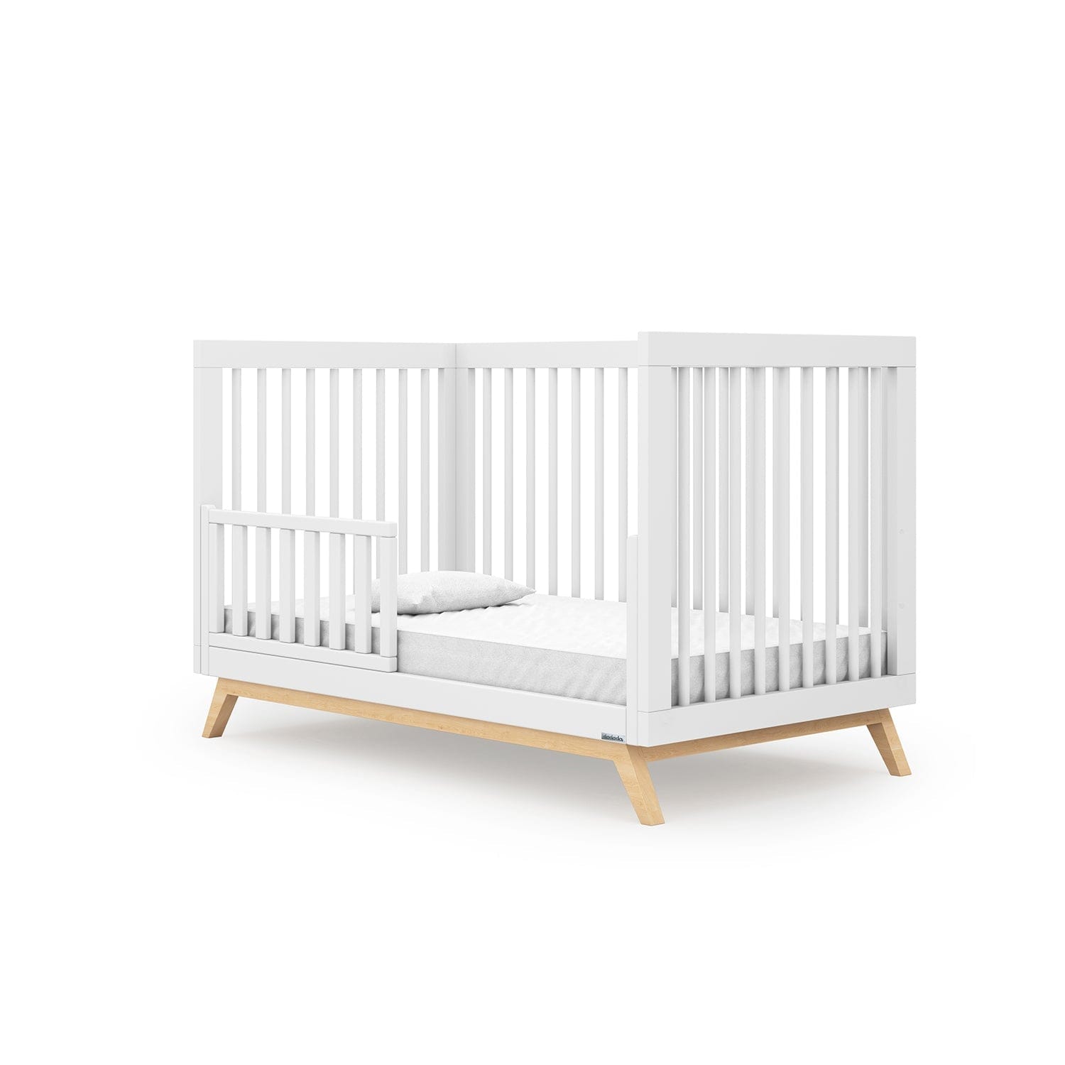 Soho 3-in-1 Convertible Baby Crib - Toddler Bed & Daybed - Nursery Furniture for Boys & Girls - Perfect for Small Spaces & Modern Nurseries
