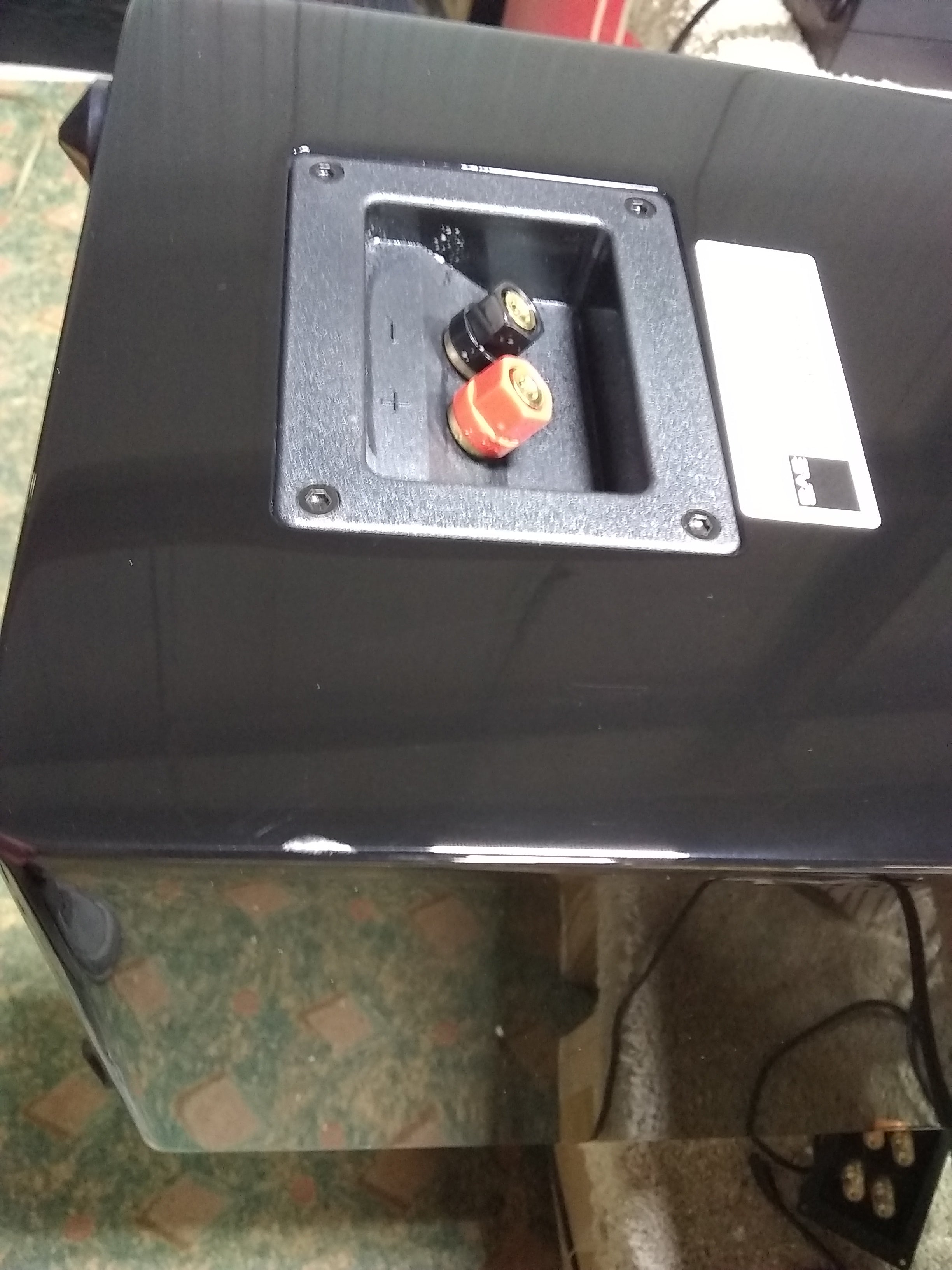 Prime Tower Piano Gloss Power Outlet with 4 USB Ports - 1134 Model - Perfect for Home, Office, and Studio Charging Stations