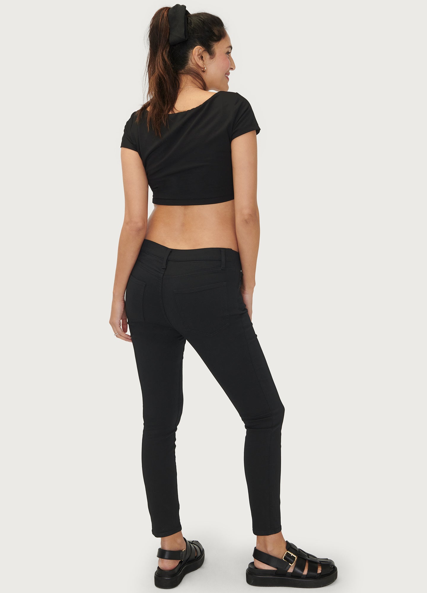 Slim Fit Maternity Jeans for Pregnant Women - Comfortable Stretch Denim Pants for Everyday Wear & Maternity Fashion