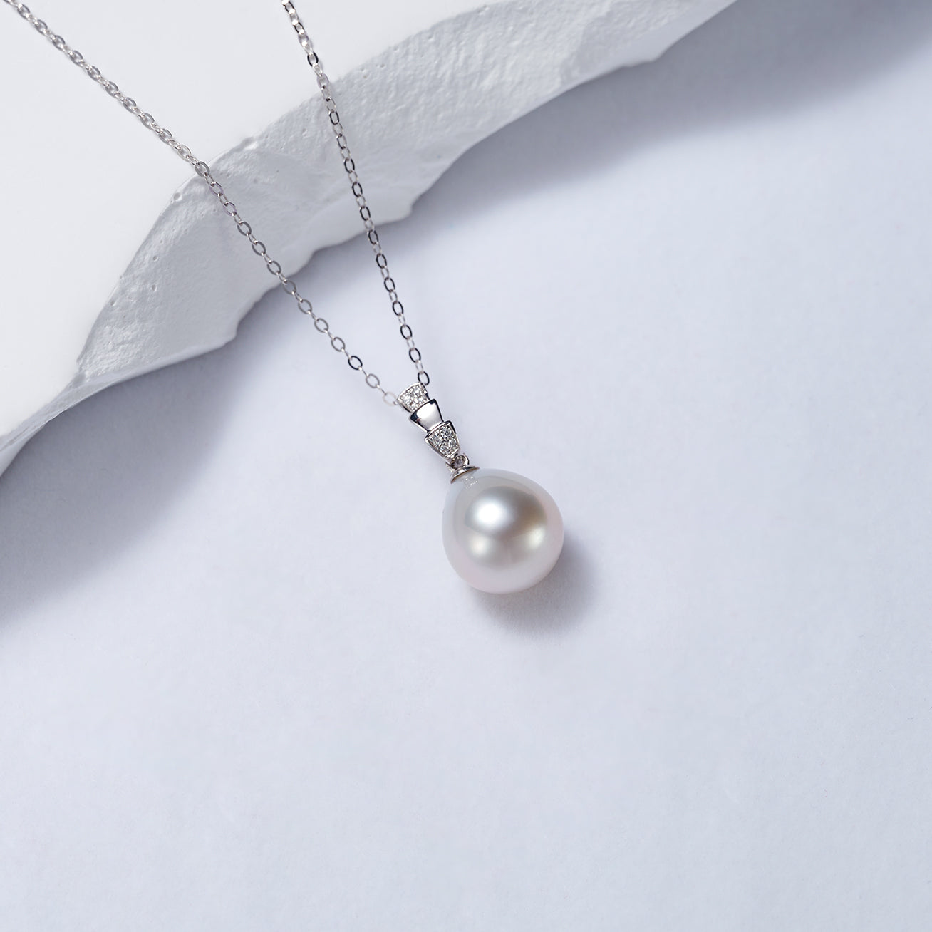 18K Solid Gold Diamond Australian White Saltwater Pearl Necklace KN00199 - Elegant Bridal Jewelry, Anniversary Gift for Her, Luxury Pearl Necklace for Women
