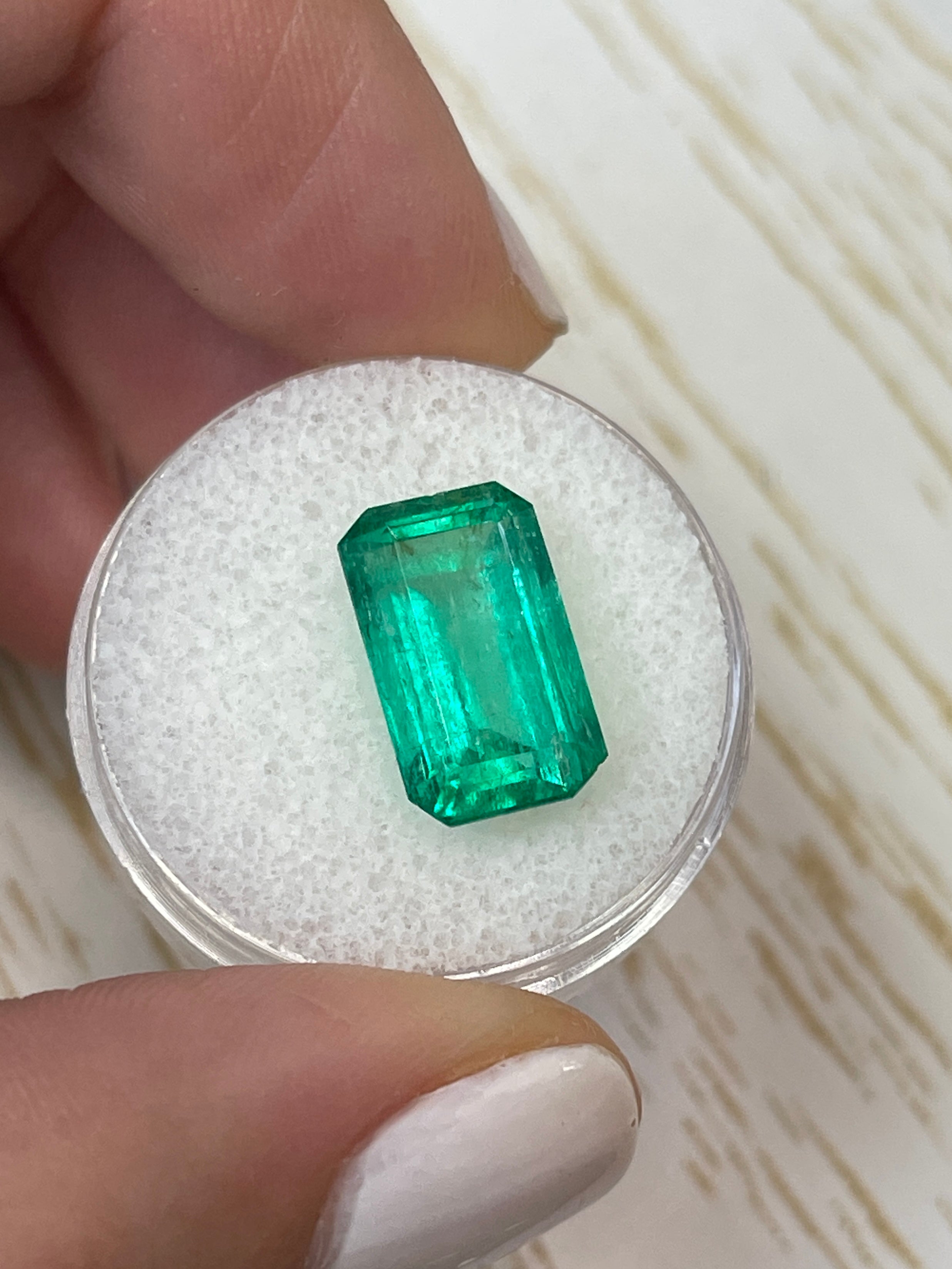 6.22 Carat 14x9mm Bluish Green Emerald Cut Loose Colombian Emerald Gemstone for Jewelry Making - Perfect for Rings, Necklaces & Earrings
