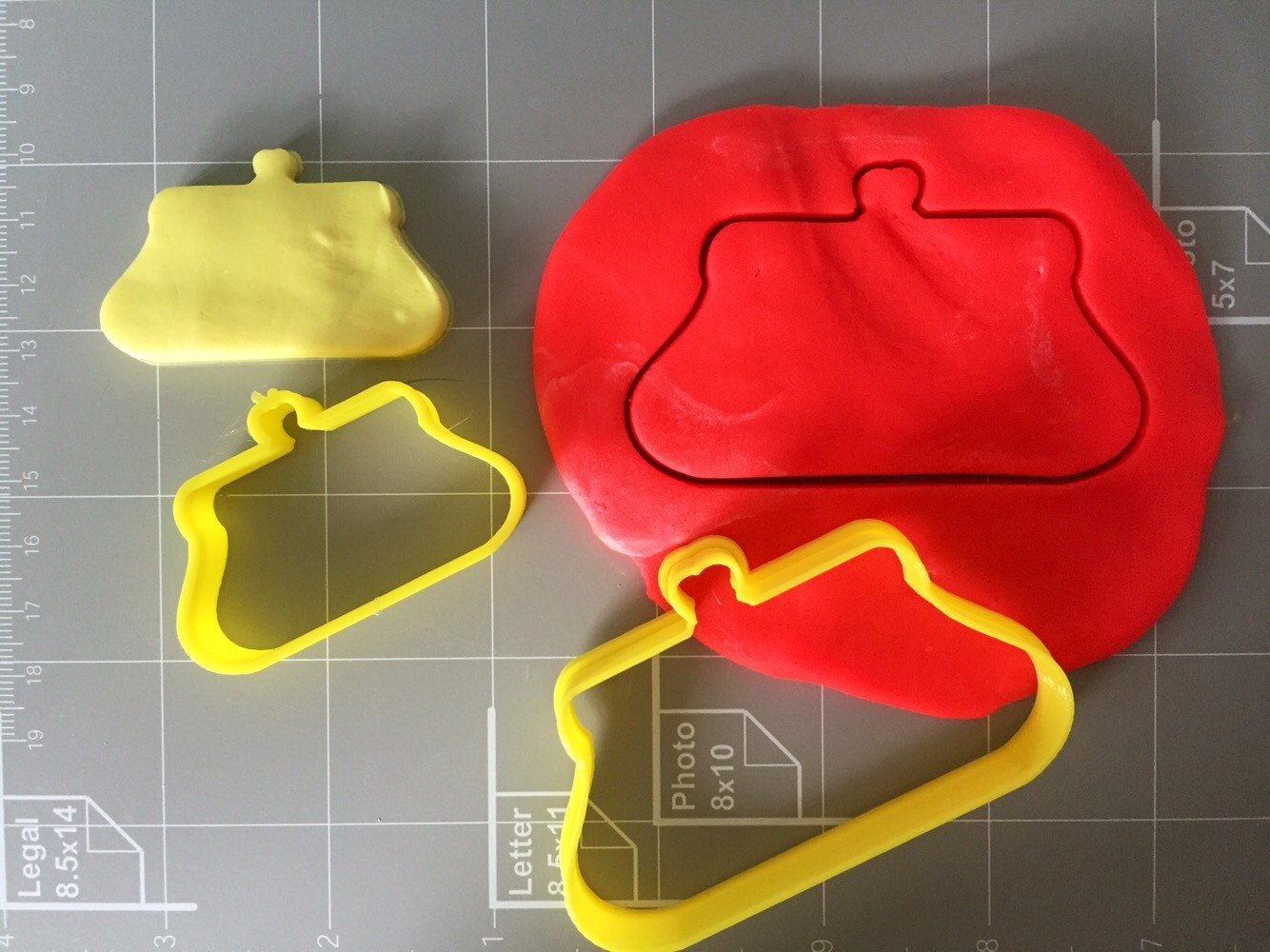 5 Inch Lady Purse Cookie Cutter - Elegant Handbag Shaped Baking Tool for Women's Tea Parties, Bridal Showers & DIY Cookie Decorating