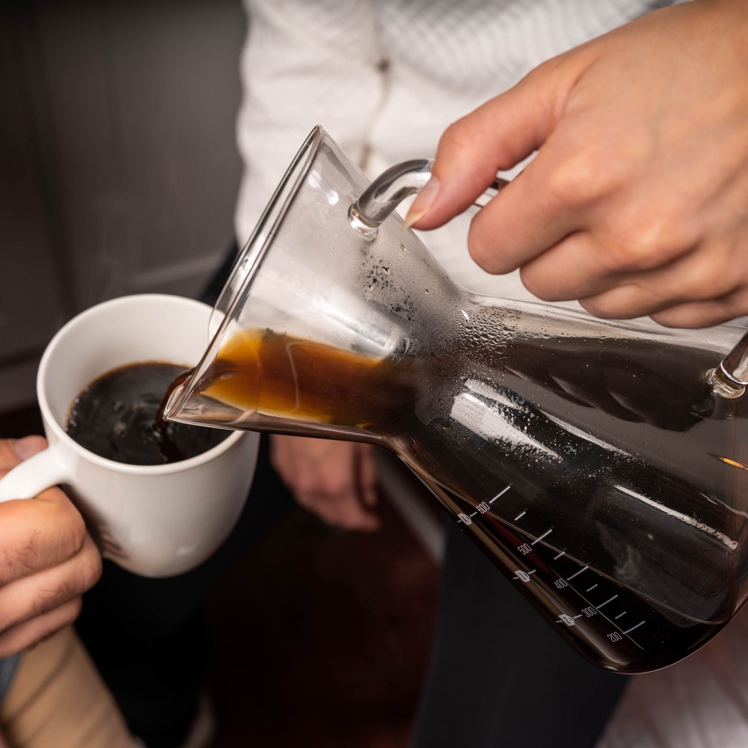 Premium Glass Coffee Carafe - 34oz Insulated Thermal Carafe with Stainless Steel Lid - Perfect for Home, Office, or Restaurants - Keeps Coffee Hot for Hours - Ideal for Serving and Storing Coffee, Tea, or Hot Beverages