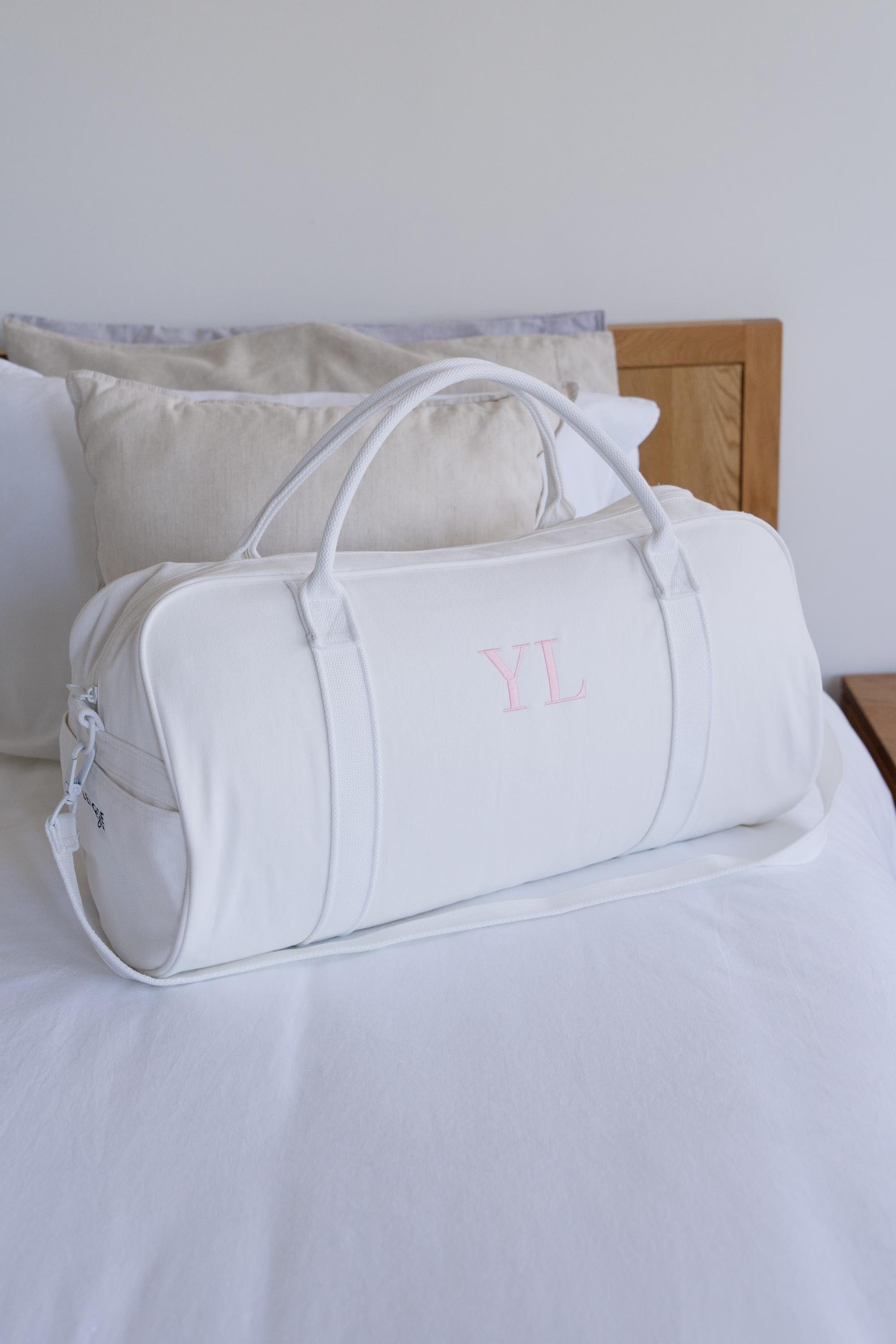 Custom Personalized Duffle Bag for Travel & Gym - Aspen Monogrammed Duffle Bag for Men & Women - Perfect for Weekend Getaways, Sports, and Workouts