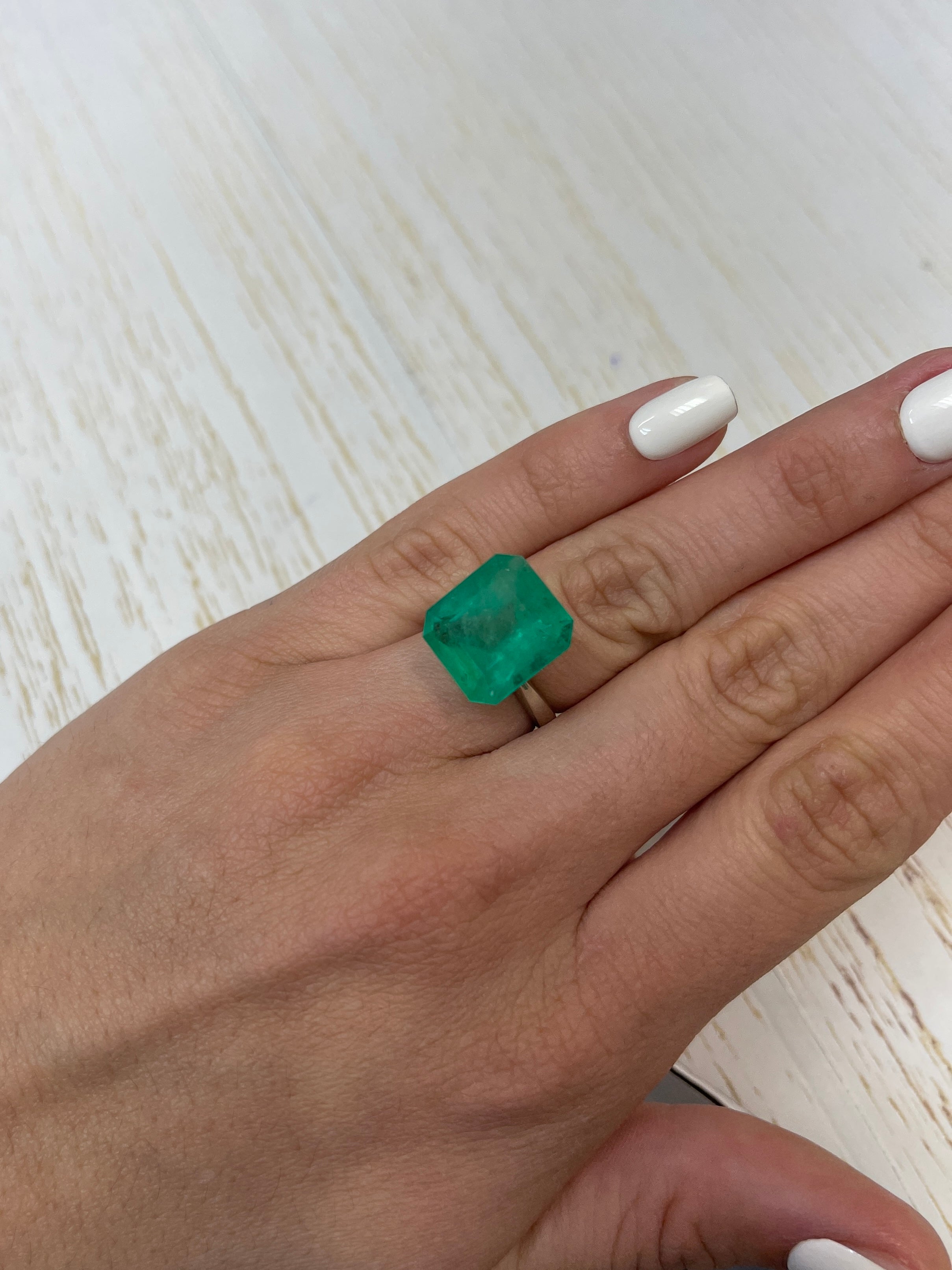 12.09 Carat Colombian Emerald Loose Gemstone - 15x14mm Emerald Cut for Jewelry Making, Engagement Rings & Luxury Gifts