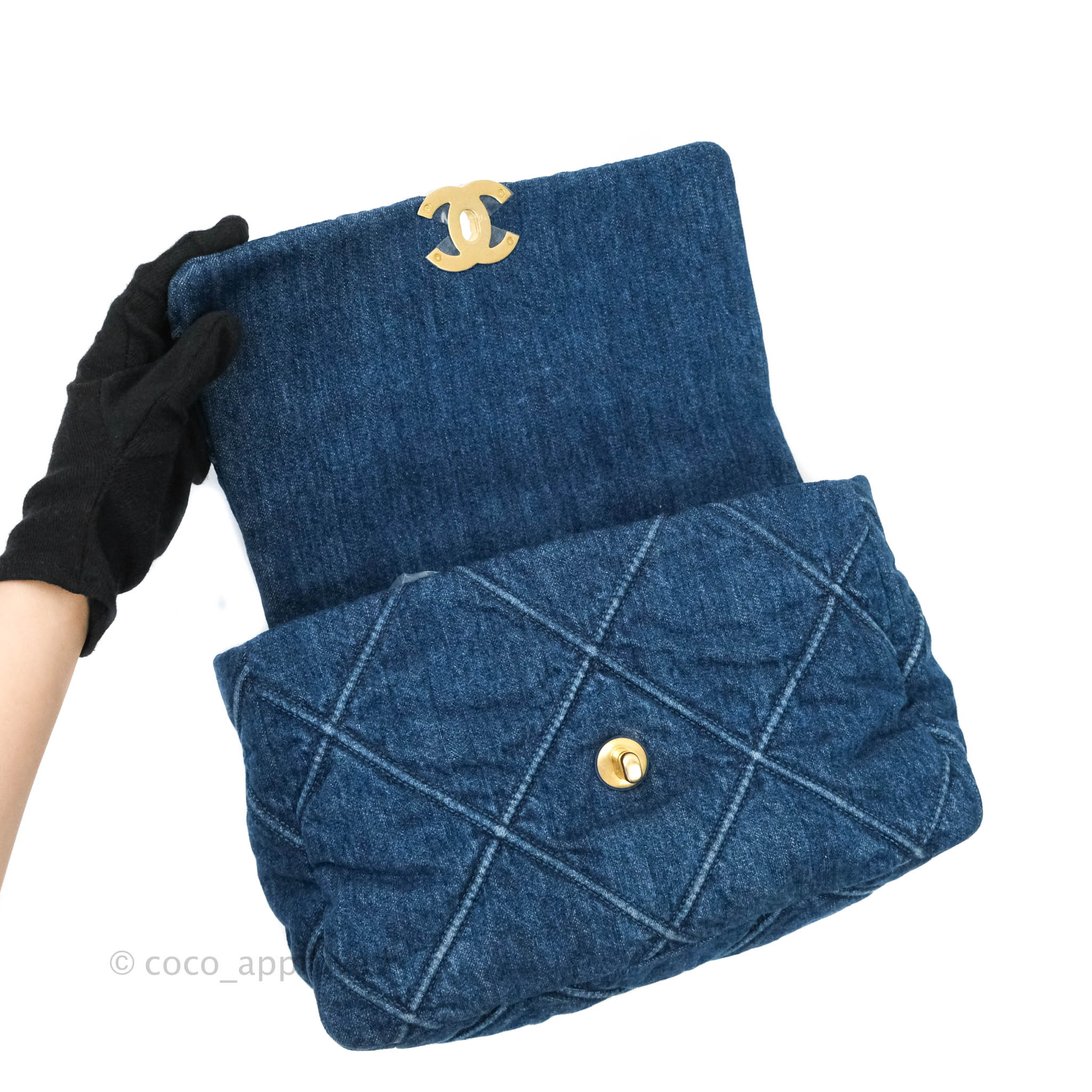 Chanel 19 Medium Flap Bag in Dark Denim with Mixed Hardware - Luxury Designer Handbag for Women, Perfect for Work, Travel & Evening Events