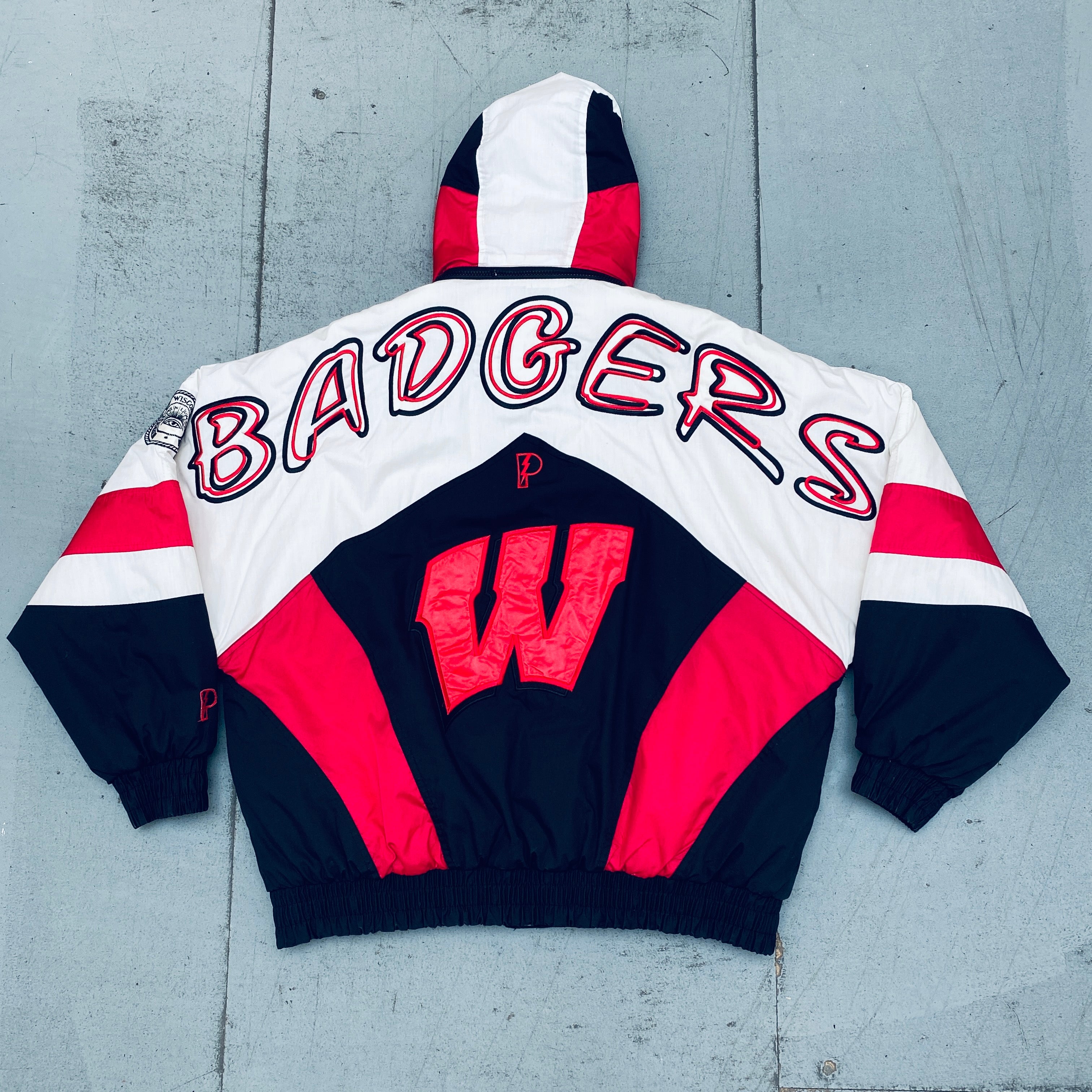 1990s Wisconsin Badgers Reverse Embroidered Graffiti Full Zip Jacket - Vintage College Sports Apparel for Men (Large/XL) - Perfect for Game Day, Tailgating & Retro Fashion